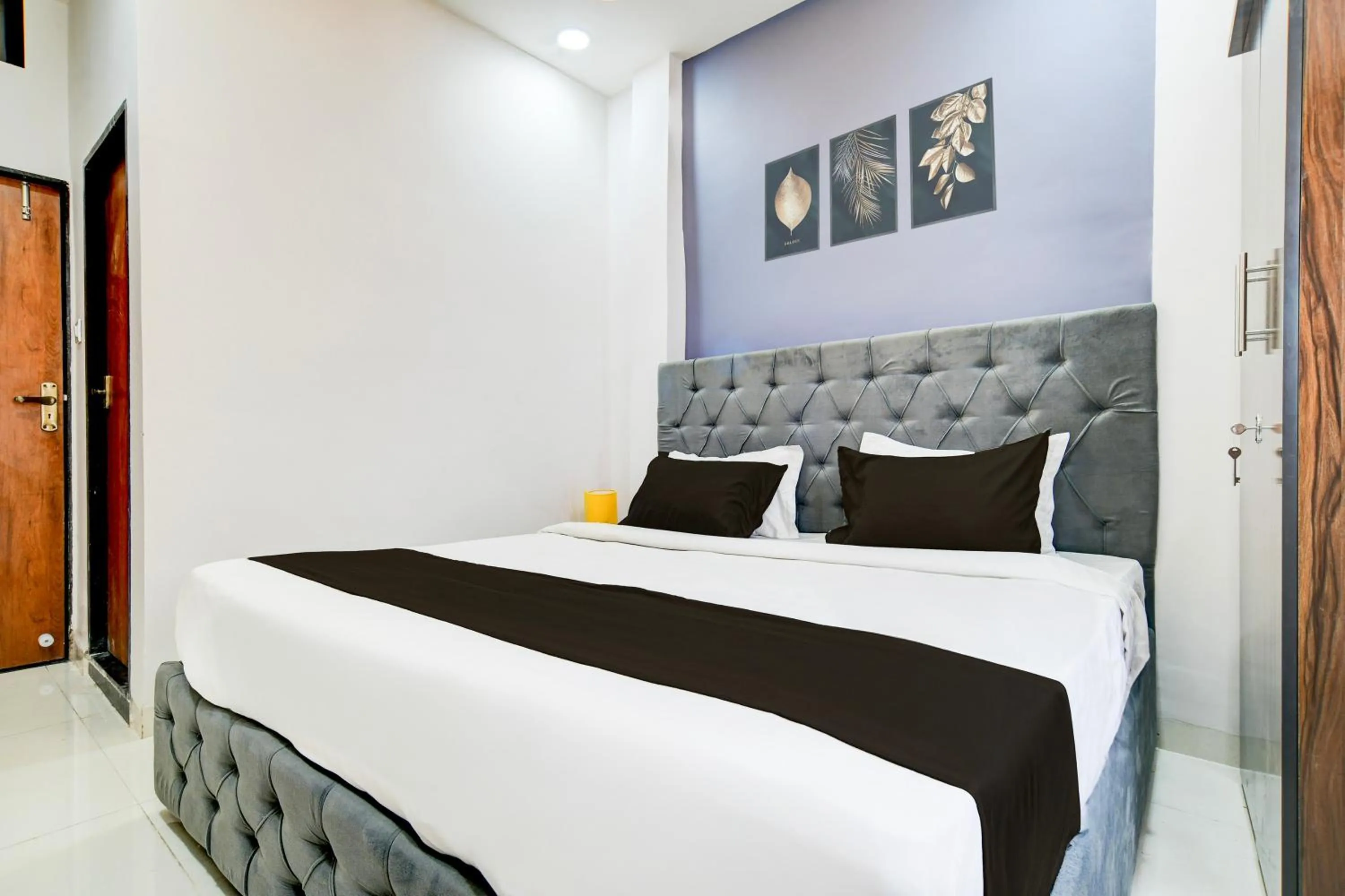 Bedroom, Bed in Hotel O D.V Near Medanta Hospital Indore