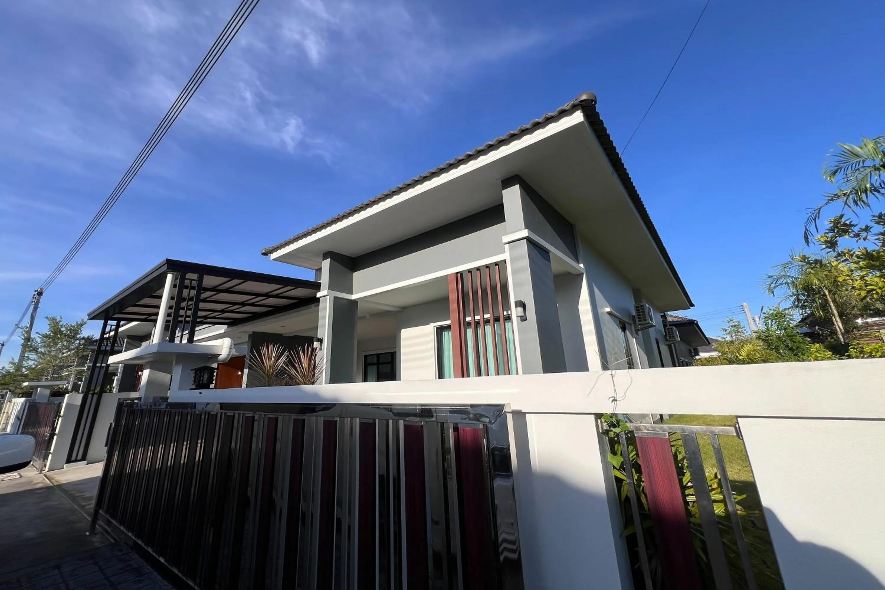 Property building in POOMe House