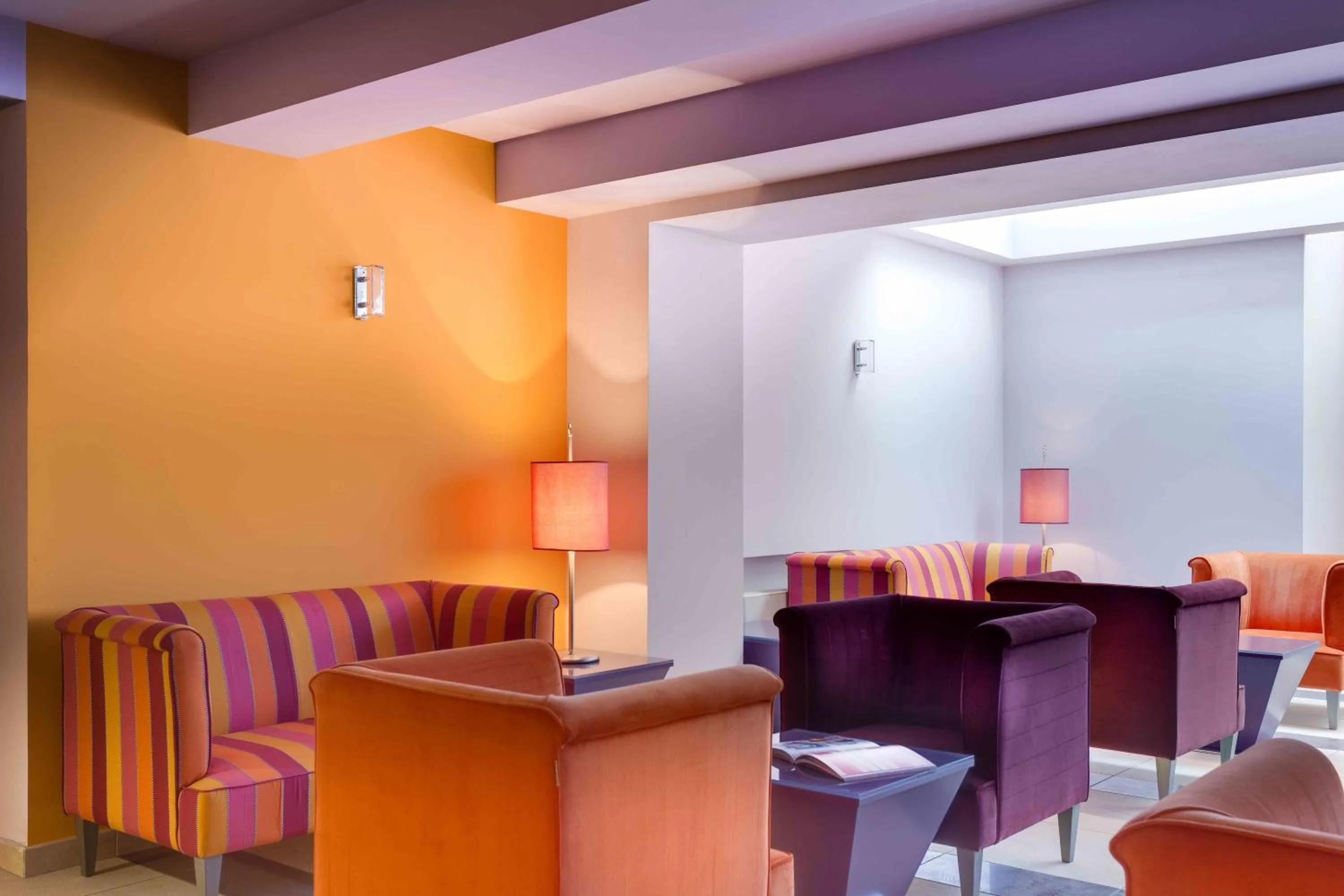 Lounge or bar in PopArtment