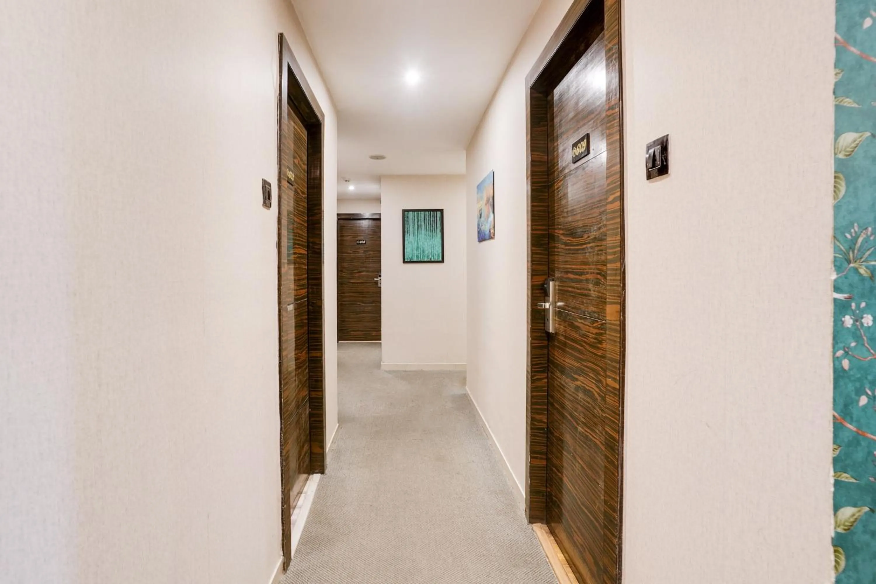 Lobby or reception in Super Collection O Andheri Near Western Express Highway