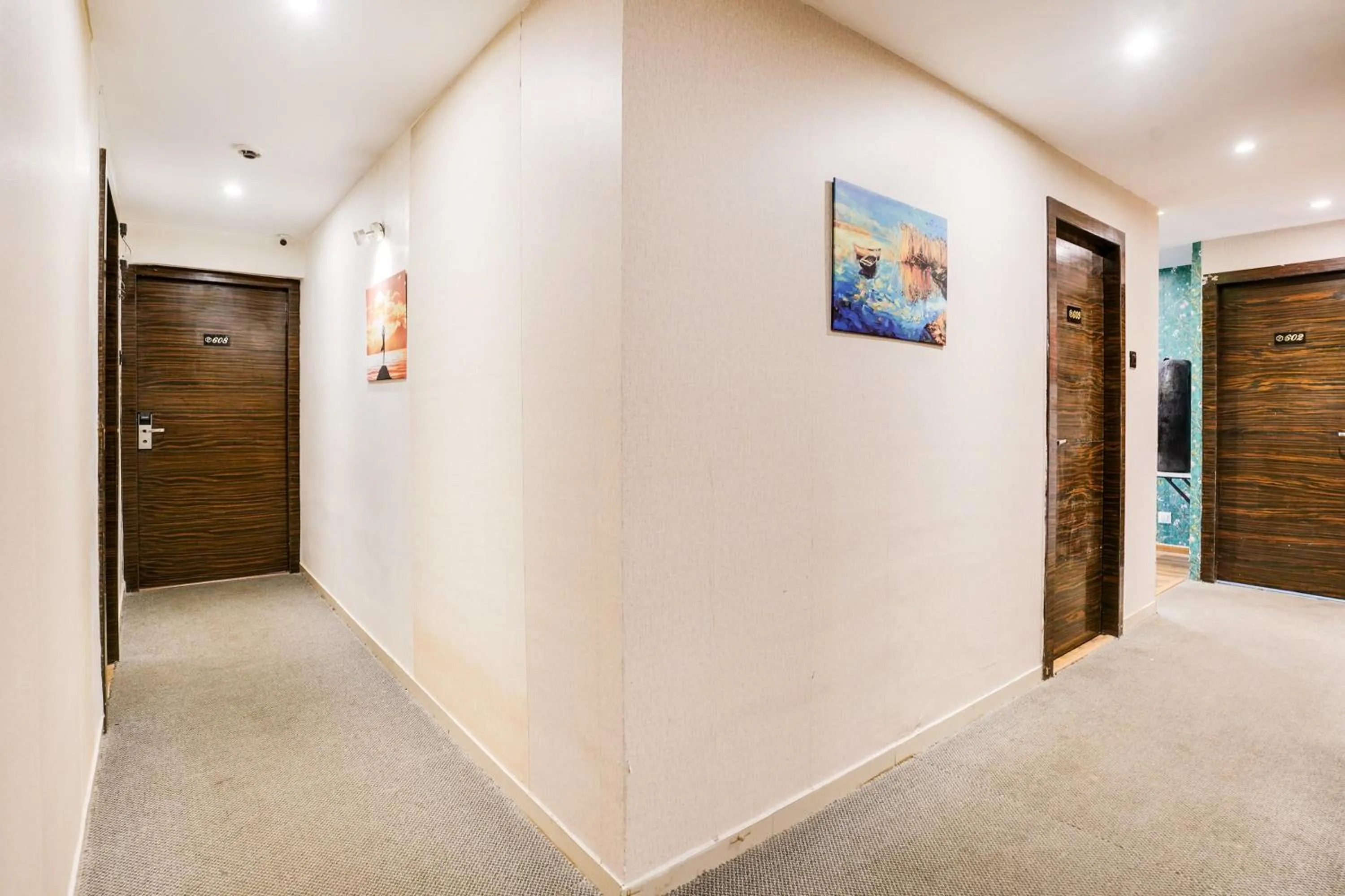 Lobby or reception in Super Collection O Andheri Near Western Express Highway