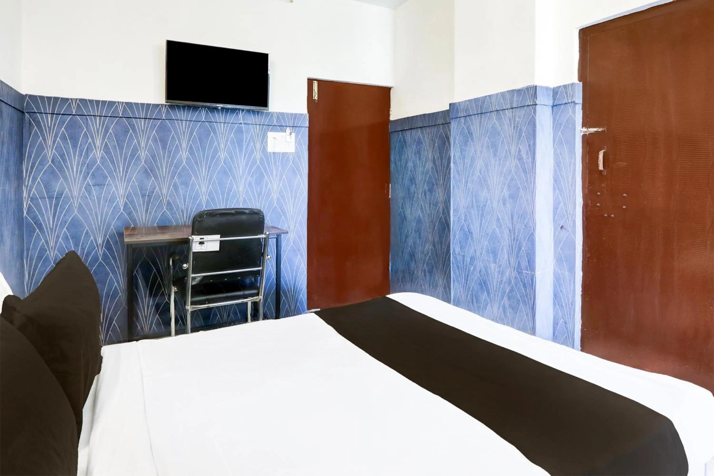 Bedroom, Bed in Collection O Kukatpally S Palace