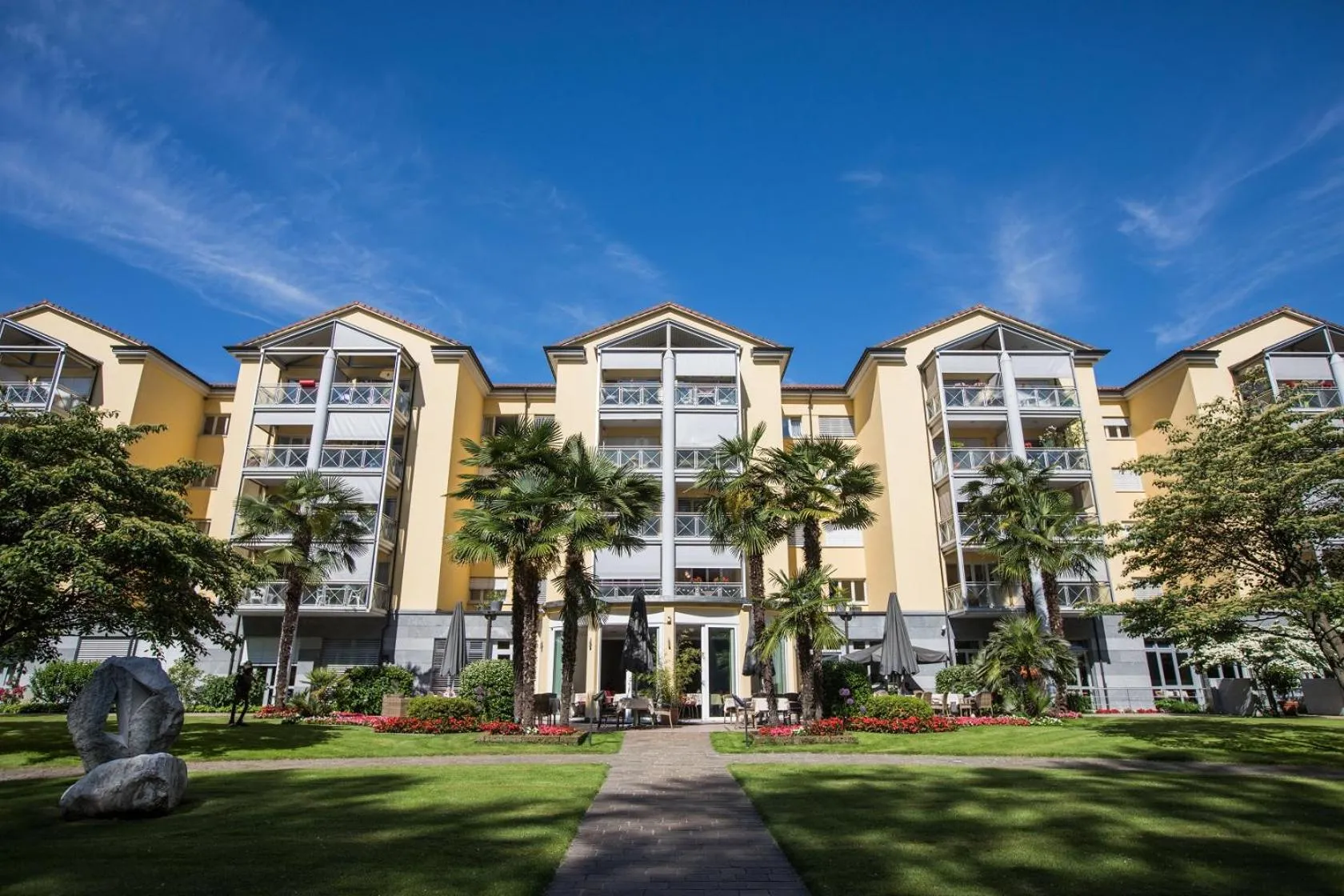 Facade/entrance in Tertianum Residenza Al Lido - Appartements & Restaurant