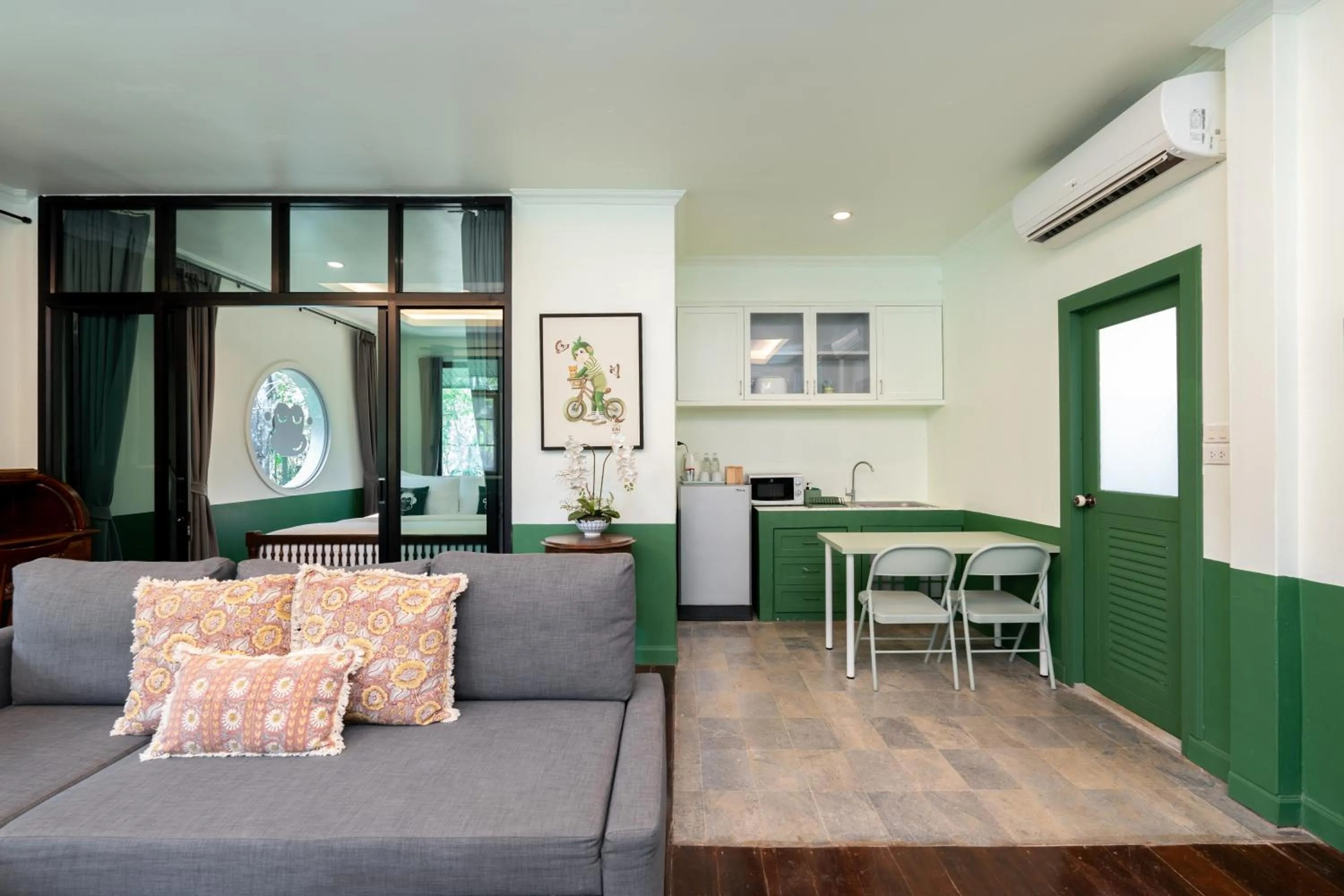 Living room in Blu Monkey Pooltara Krabi Hotel & Villas Pet Friendly