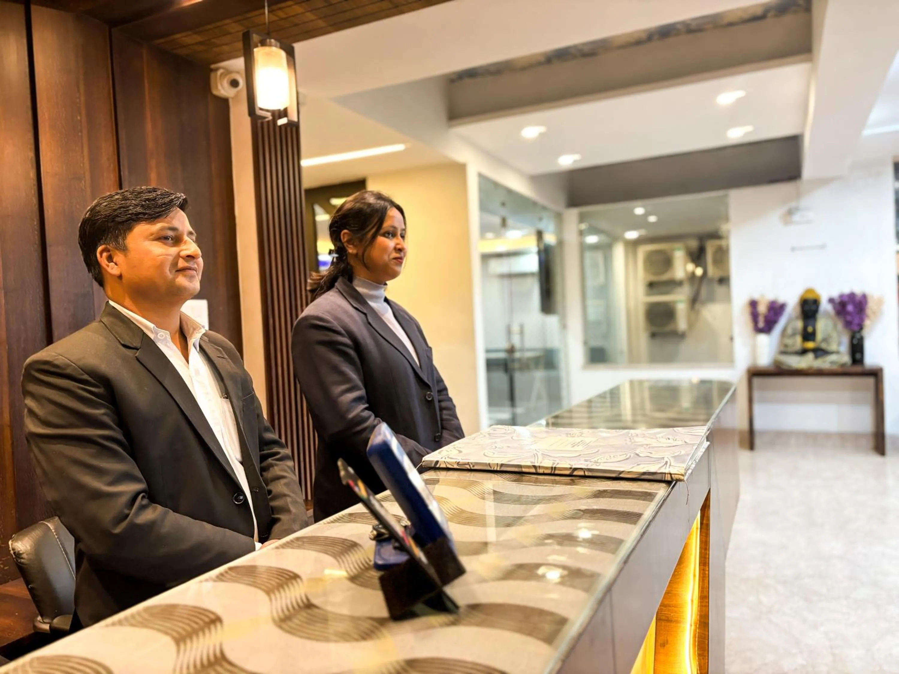 Lobby or reception in Hotel Shoolin Suites Boutique Haridwar