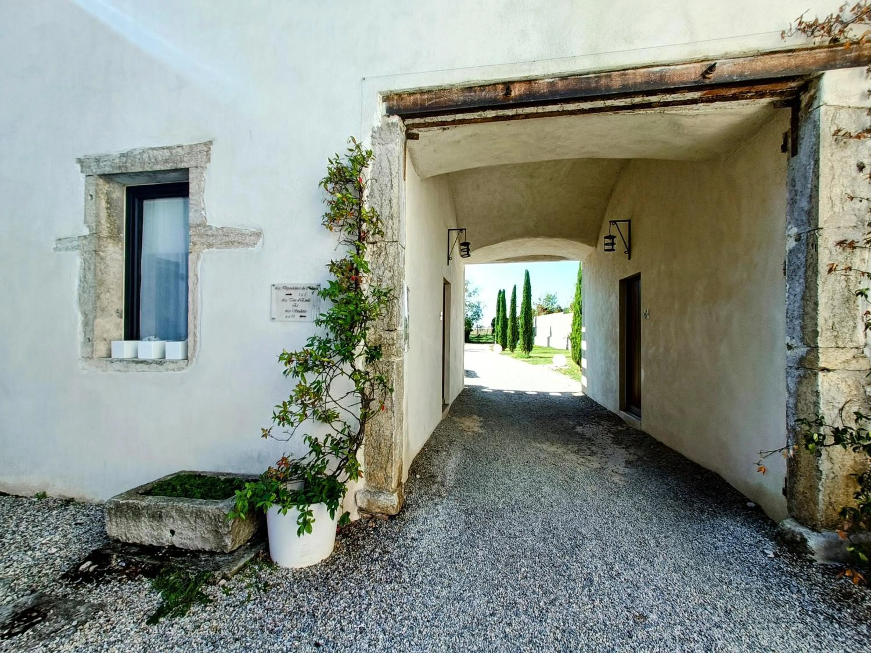 Garden in Les Chambres De La Renaissance