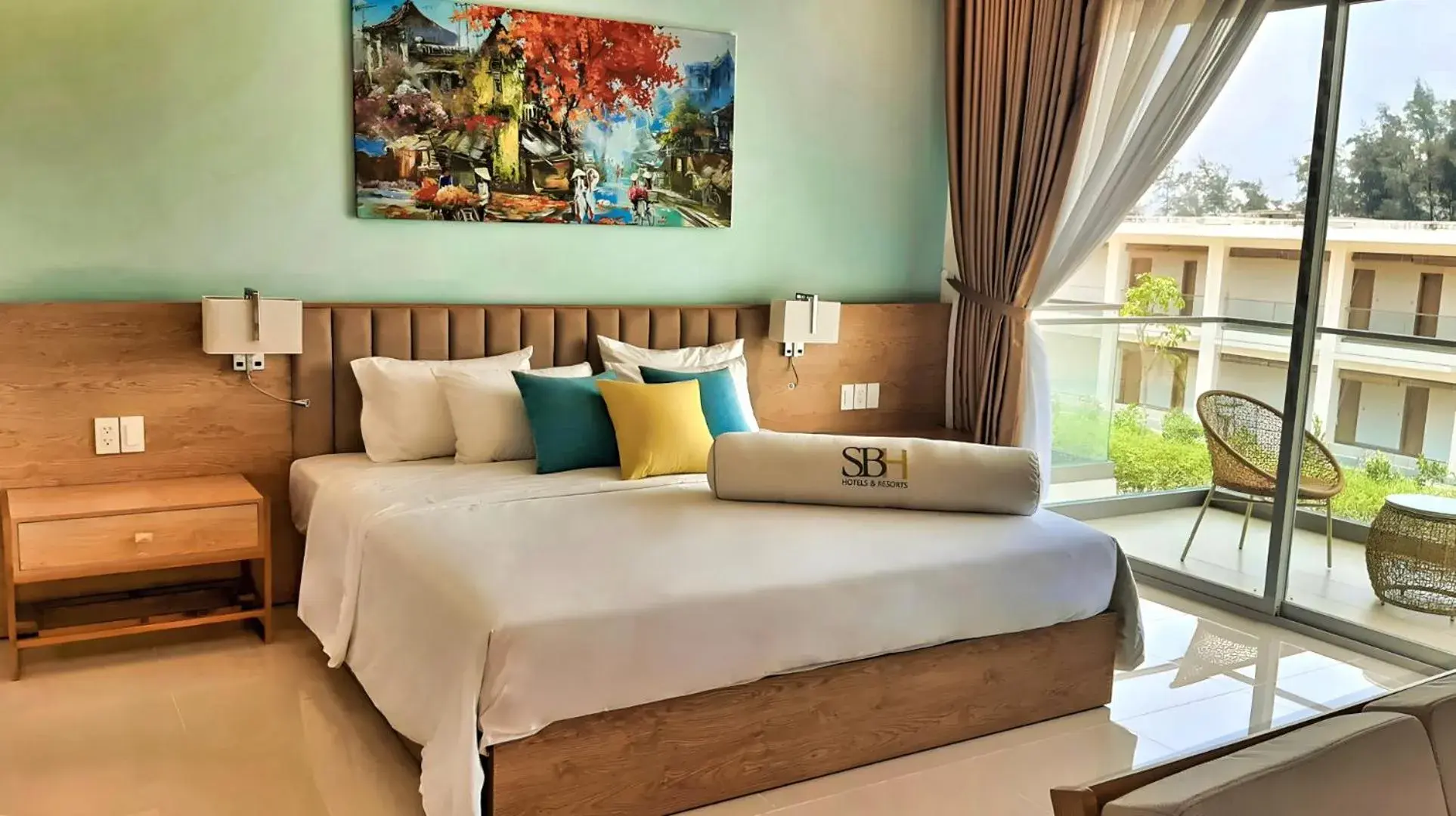 Junior Suite in SBH Gloria Hue Junior Suite in SBH Gloria Hue