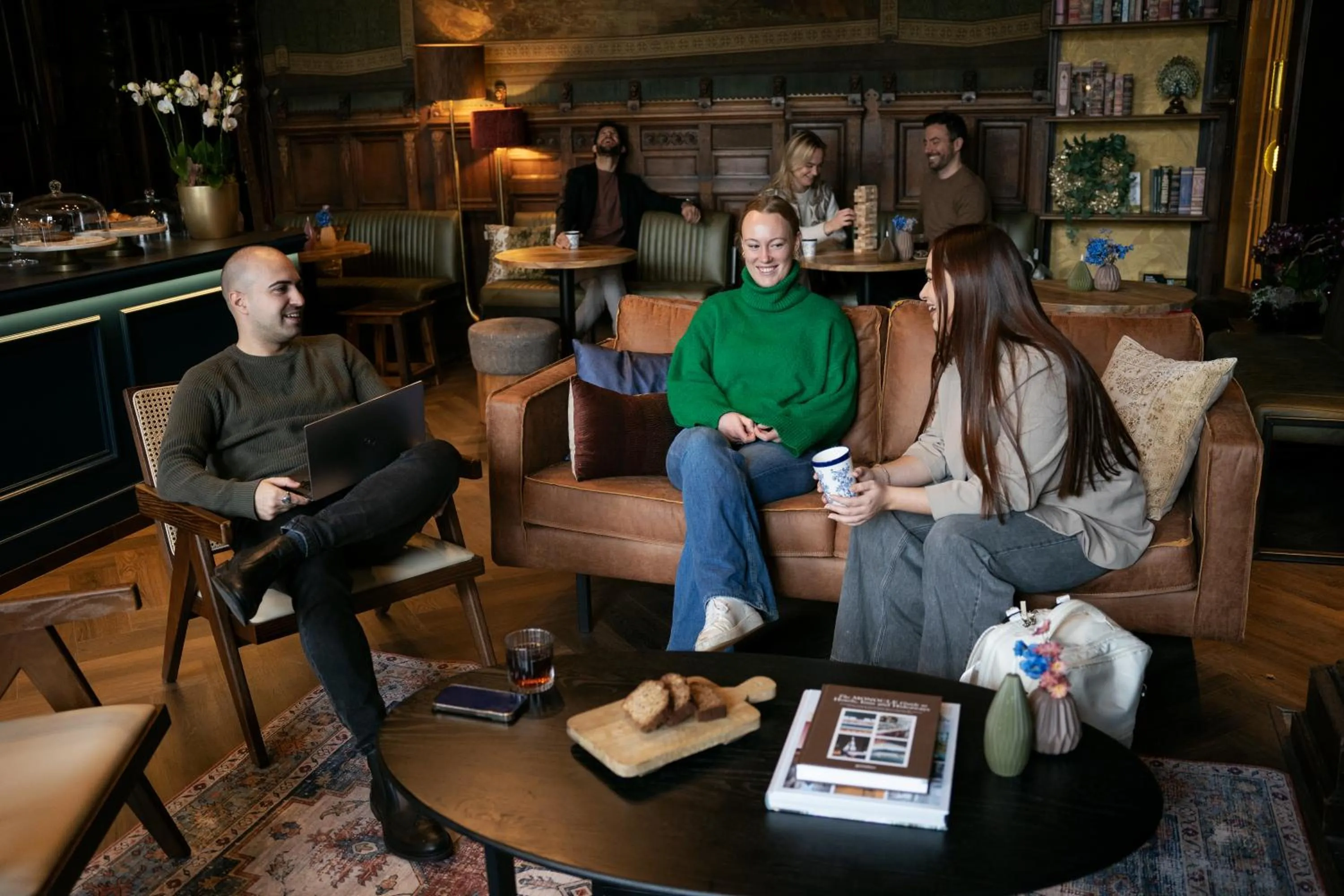 Lobby or reception in The Elephant Hostel