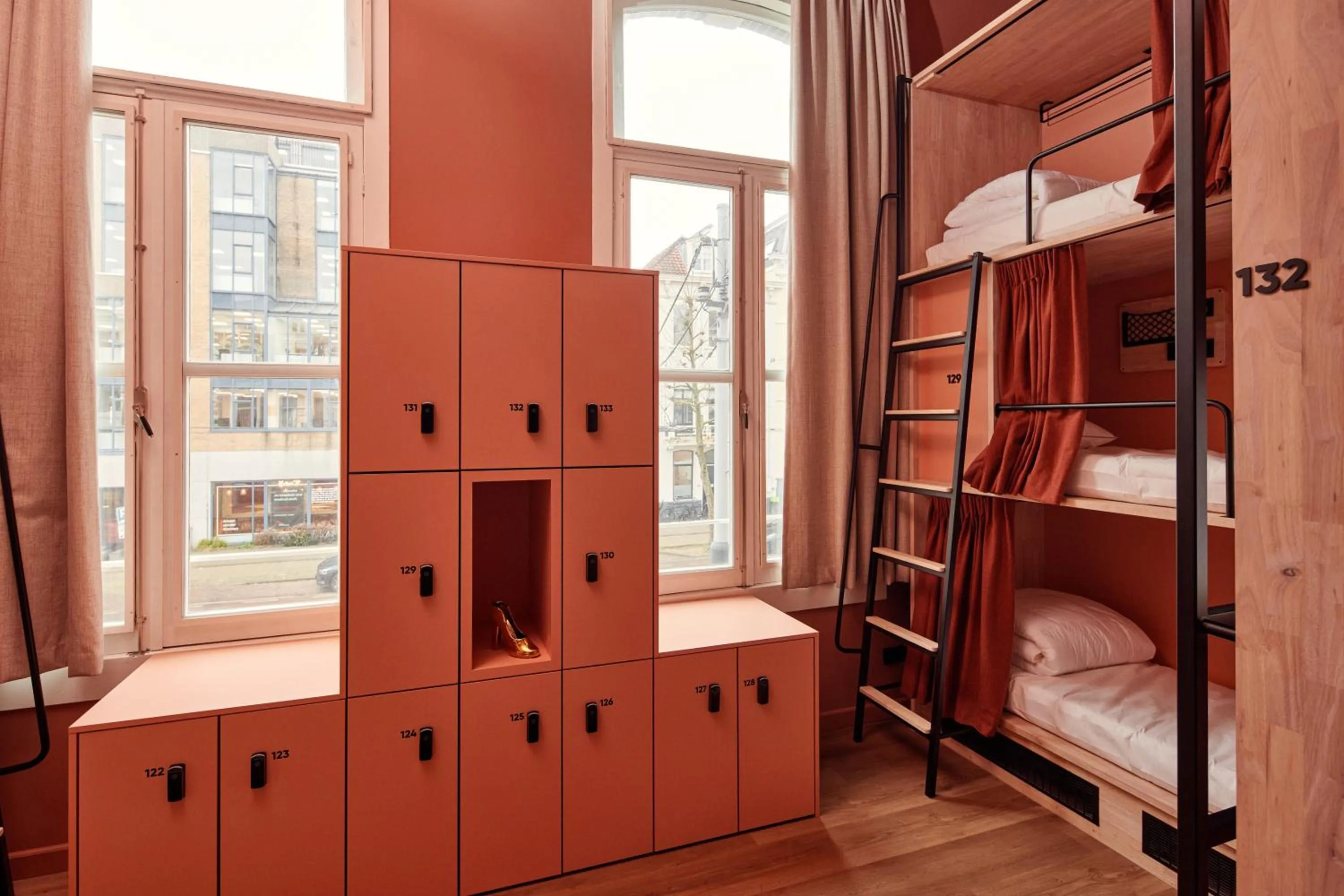 Photo of the whole room, Bed in The Elephant Hostel