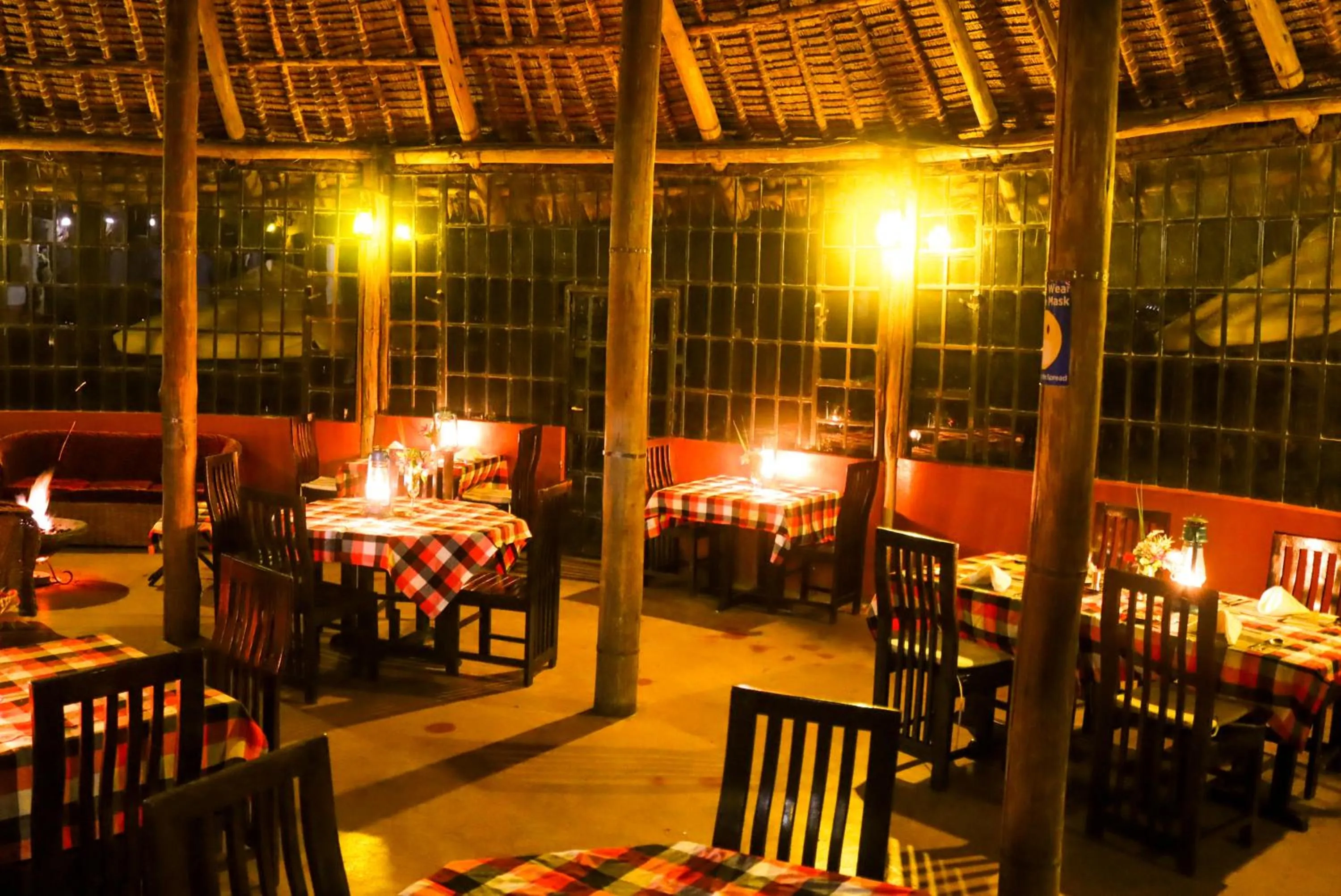 Restaurant/places to eat in Maili Saba Camp