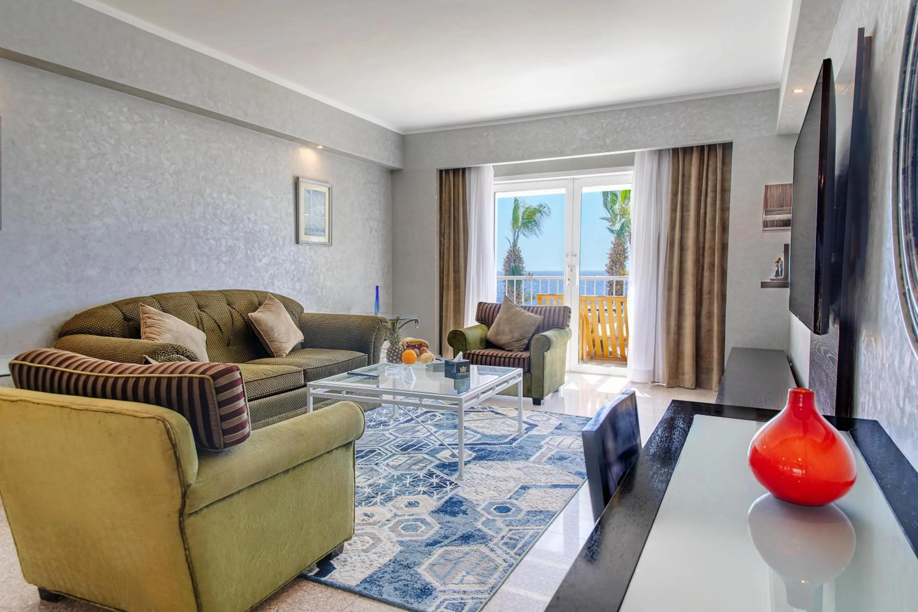 Seating area in Royal Monte-Carlo Sharm Resort & SPA