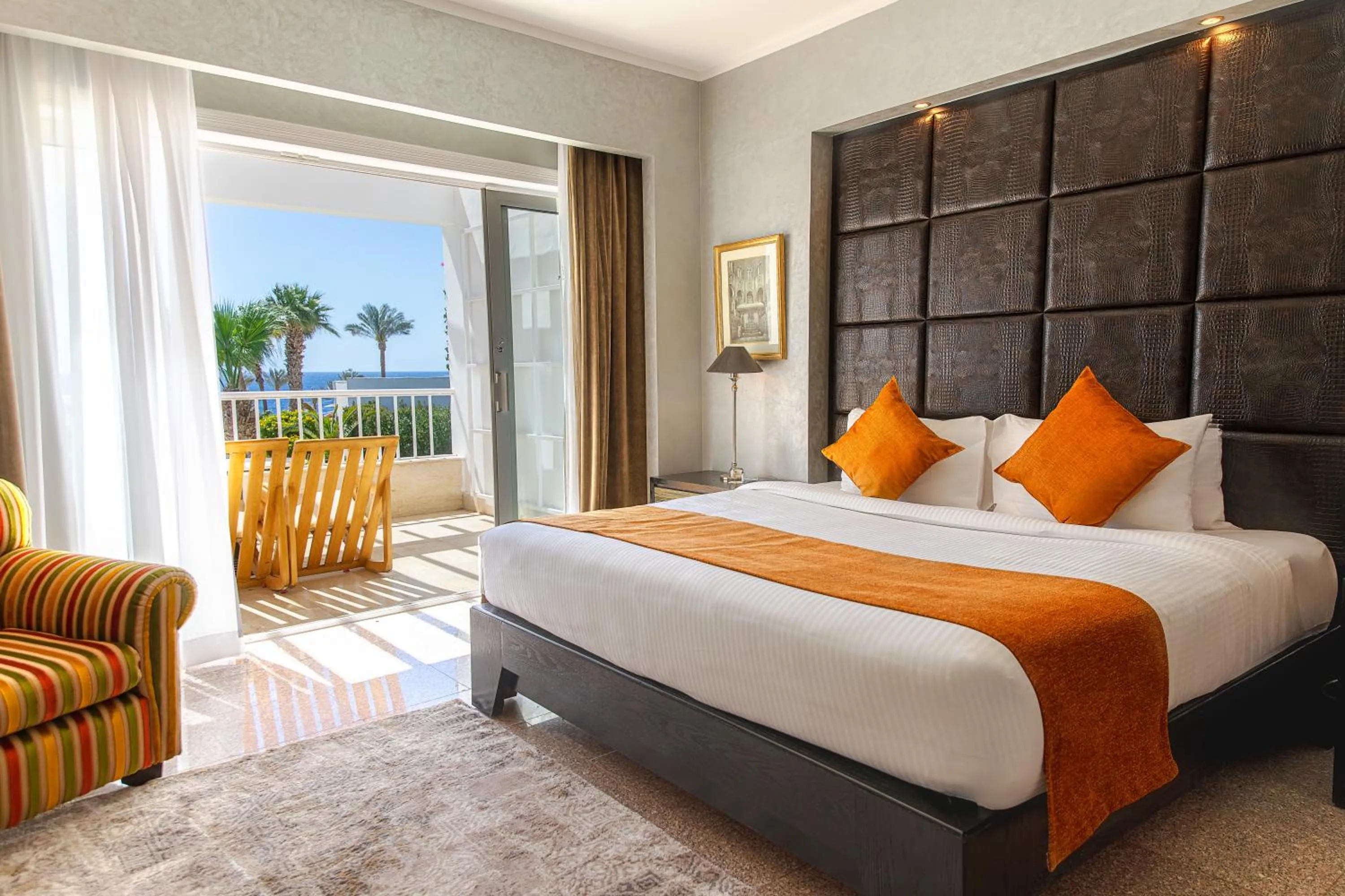 Bedroom, Bed in Royal Monte-Carlo Sharm Resort & SPA