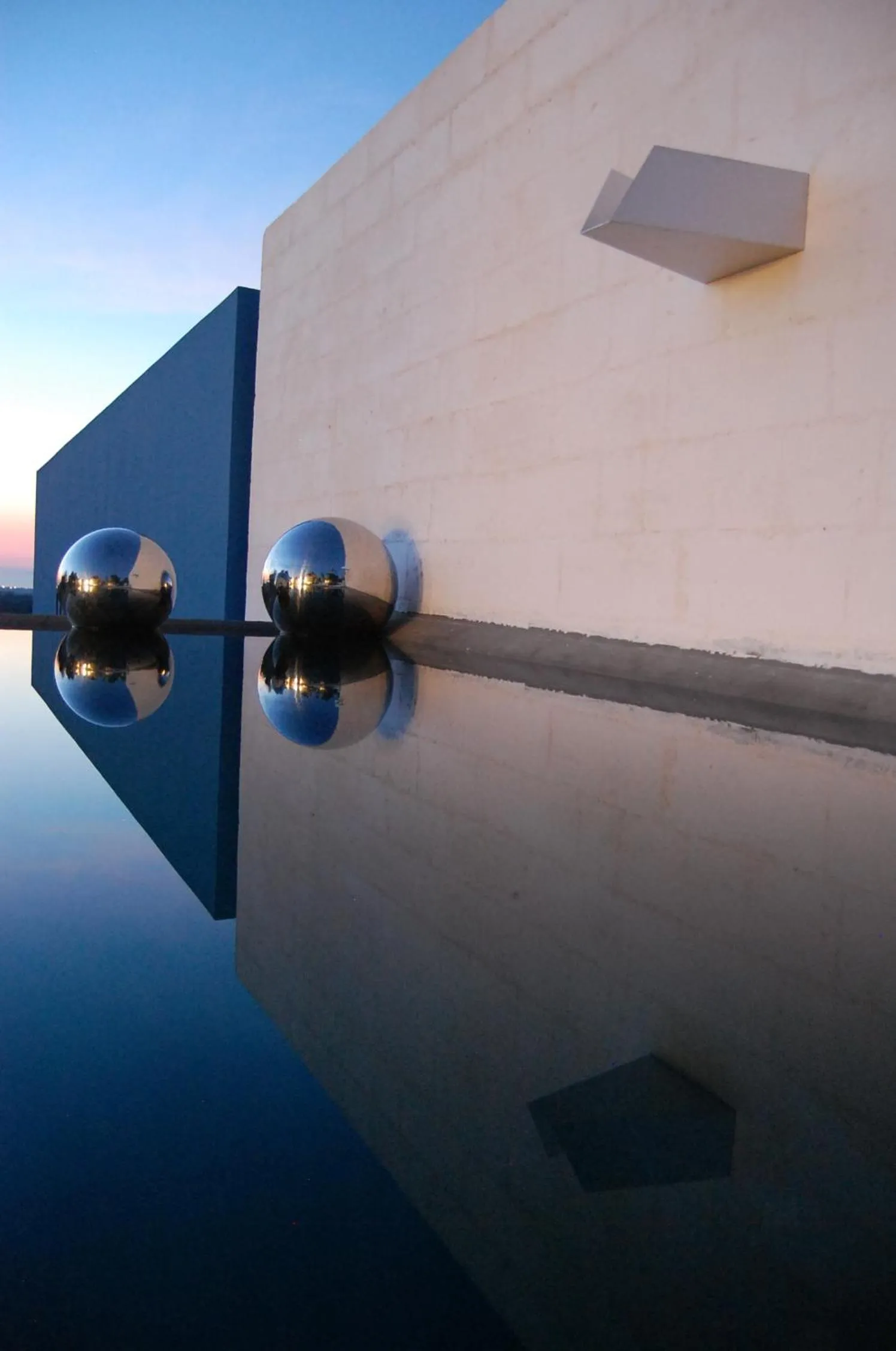 Swimming pool in Calcebianca