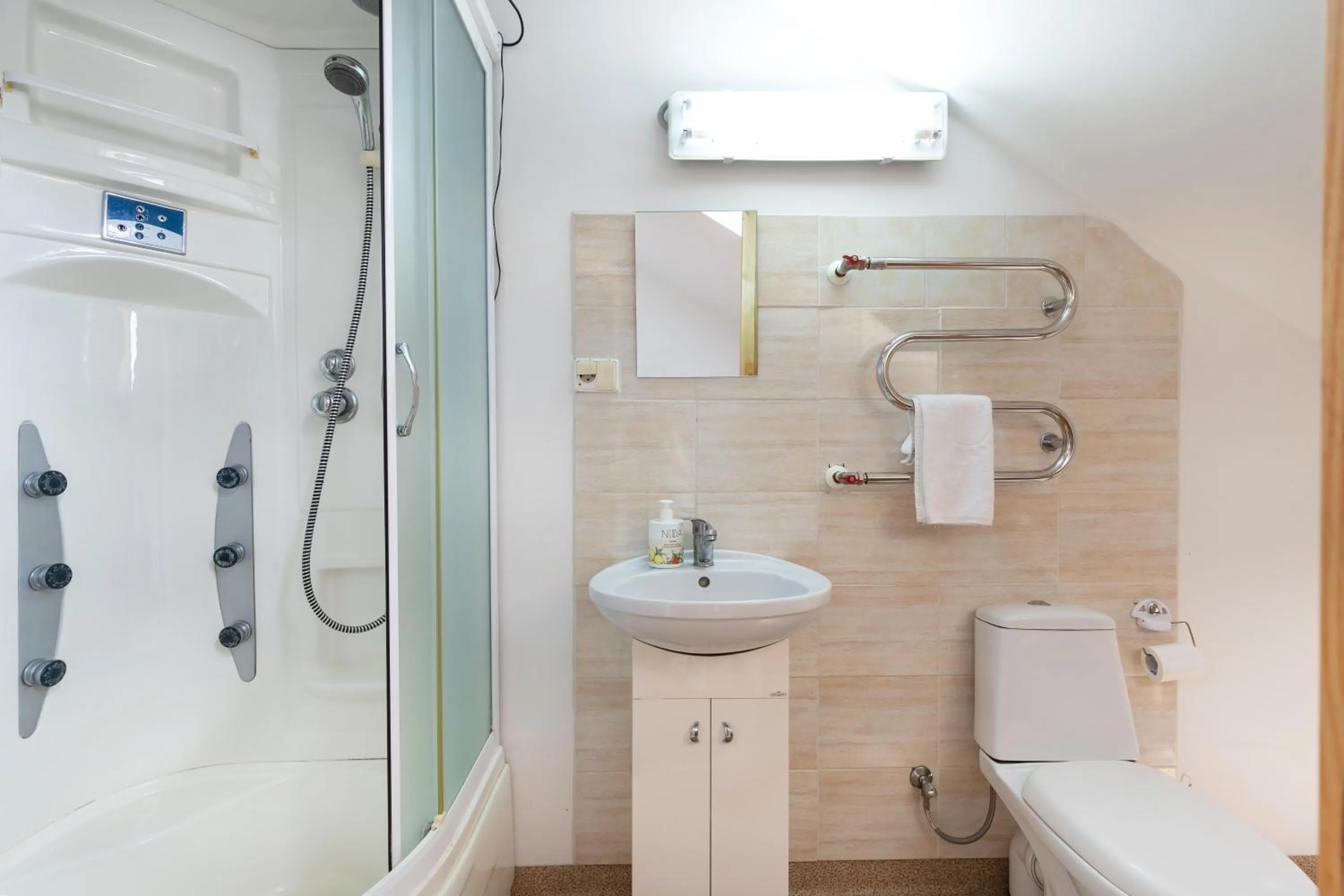 Bathroom in Avanti apgyvendinimas-restoranas