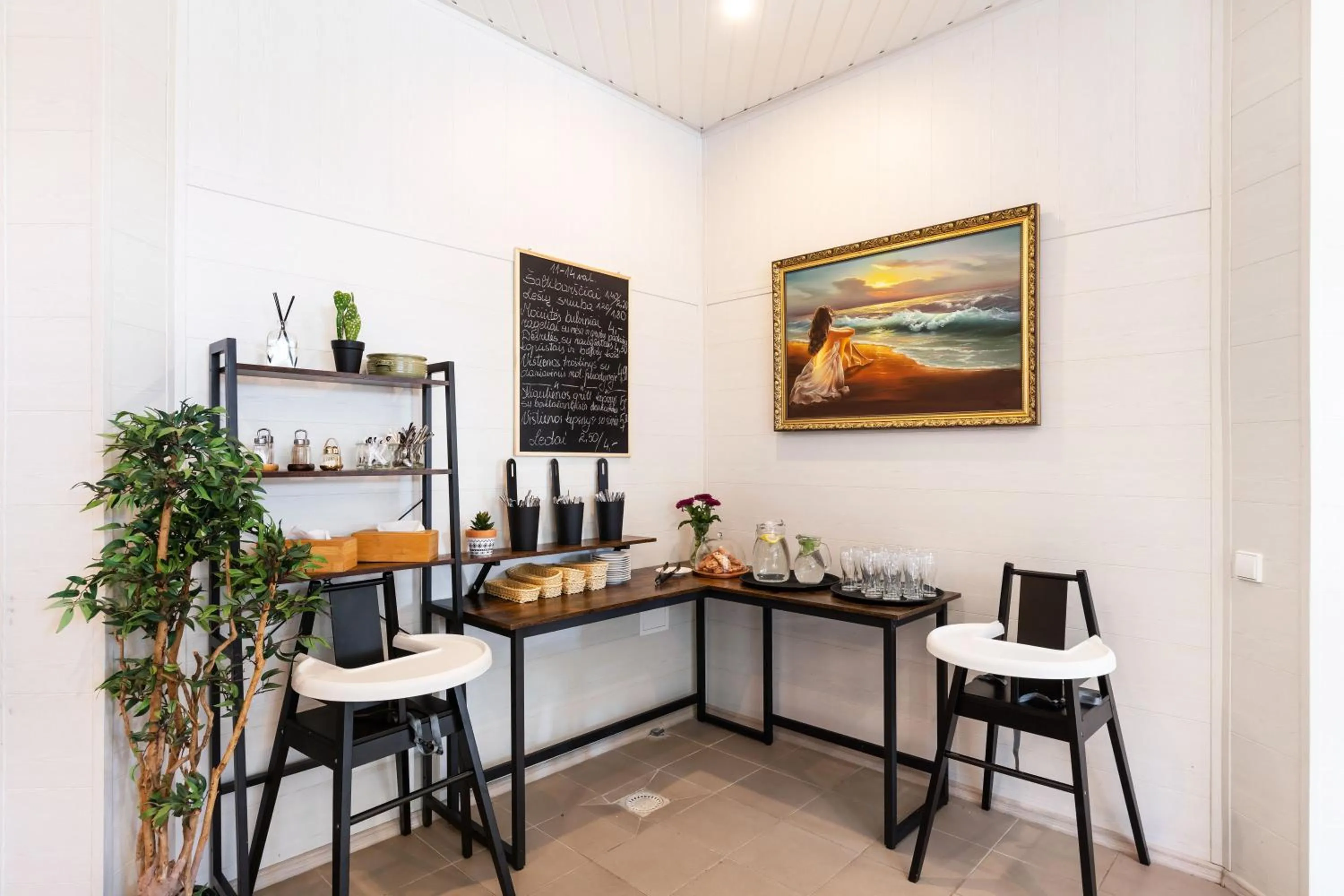 Restaurant/places to eat in Avanti apgyvendinimas-restoranas