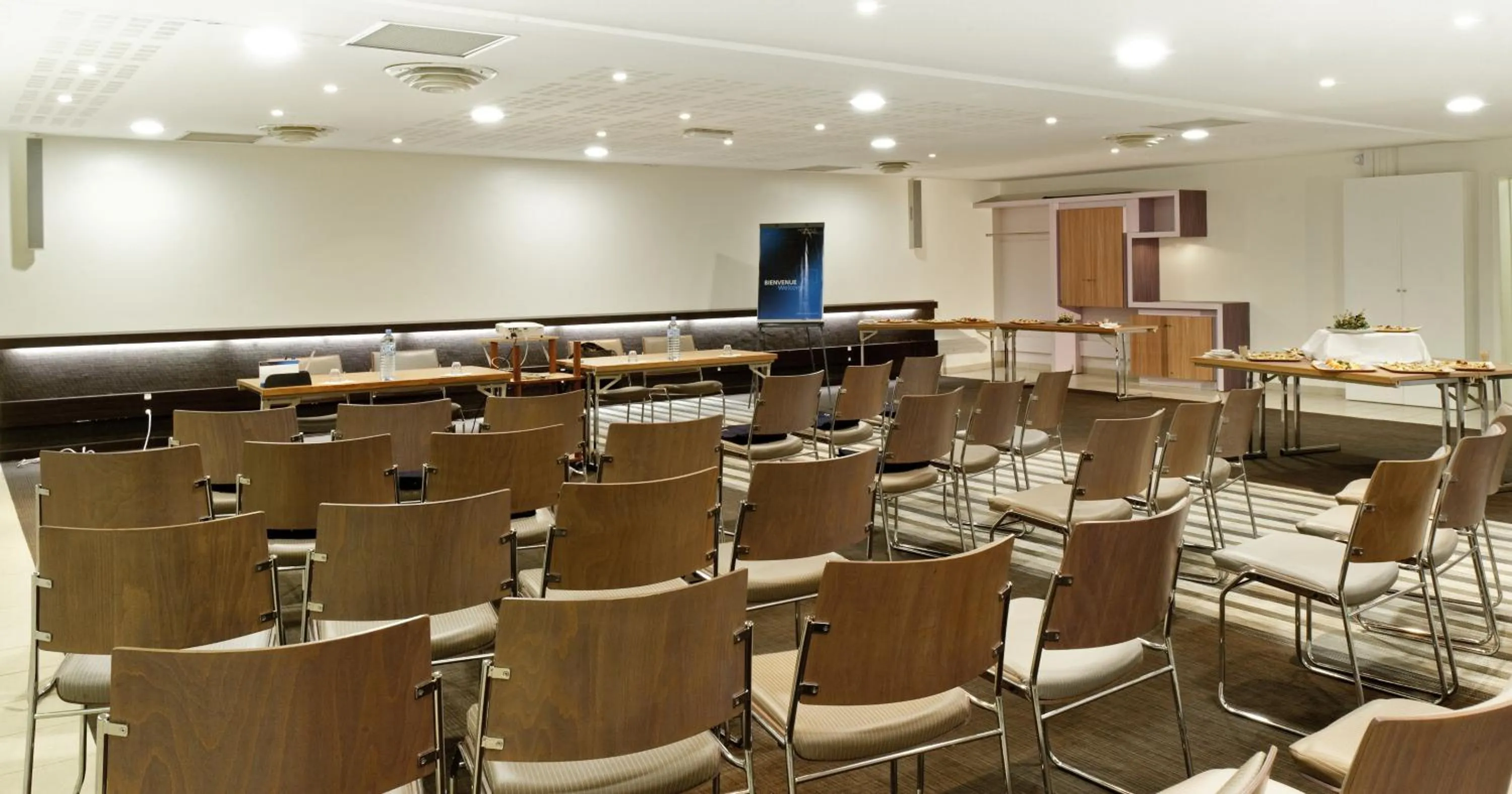 Business facilities in Grand Hotel Montabo