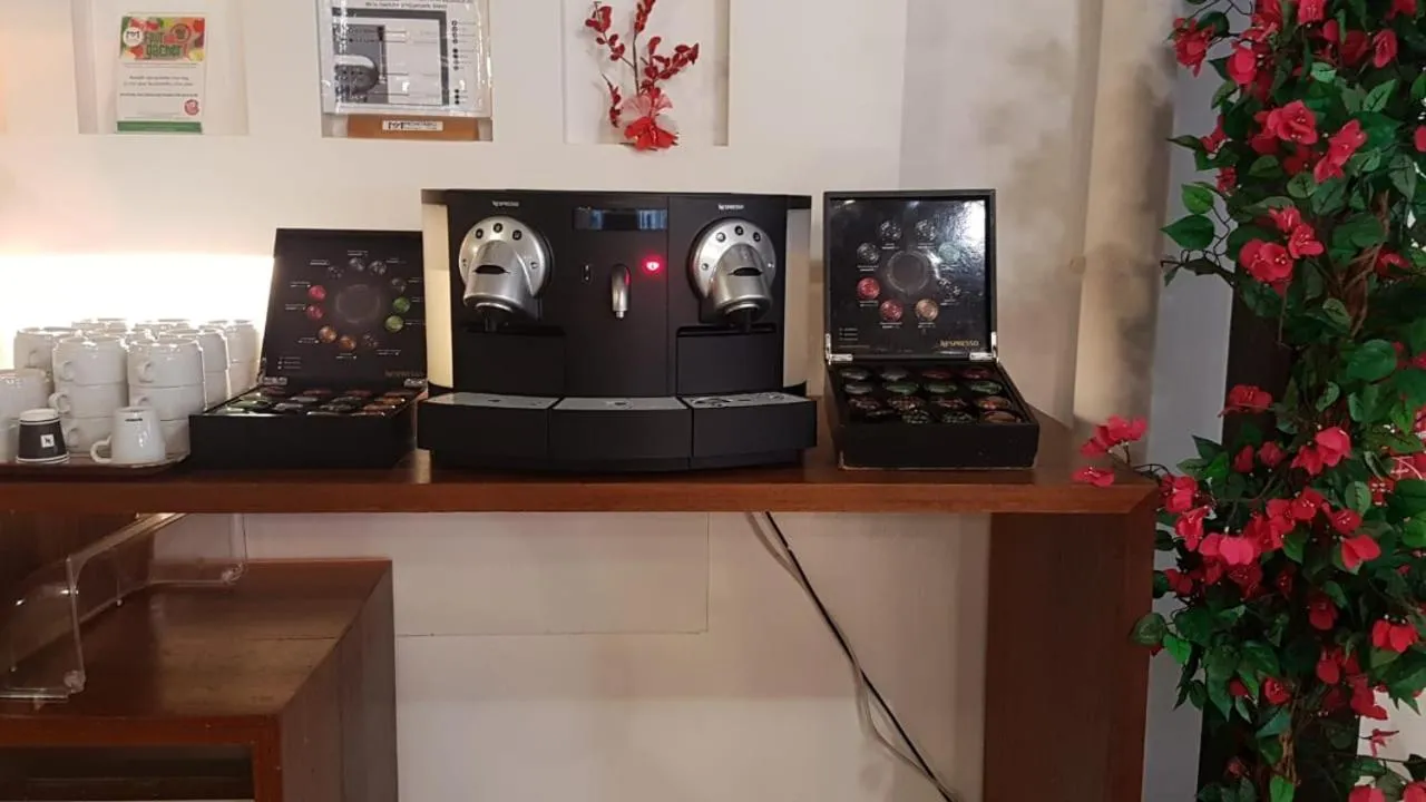 Buffet breakfast in Grand Hotel Montabo