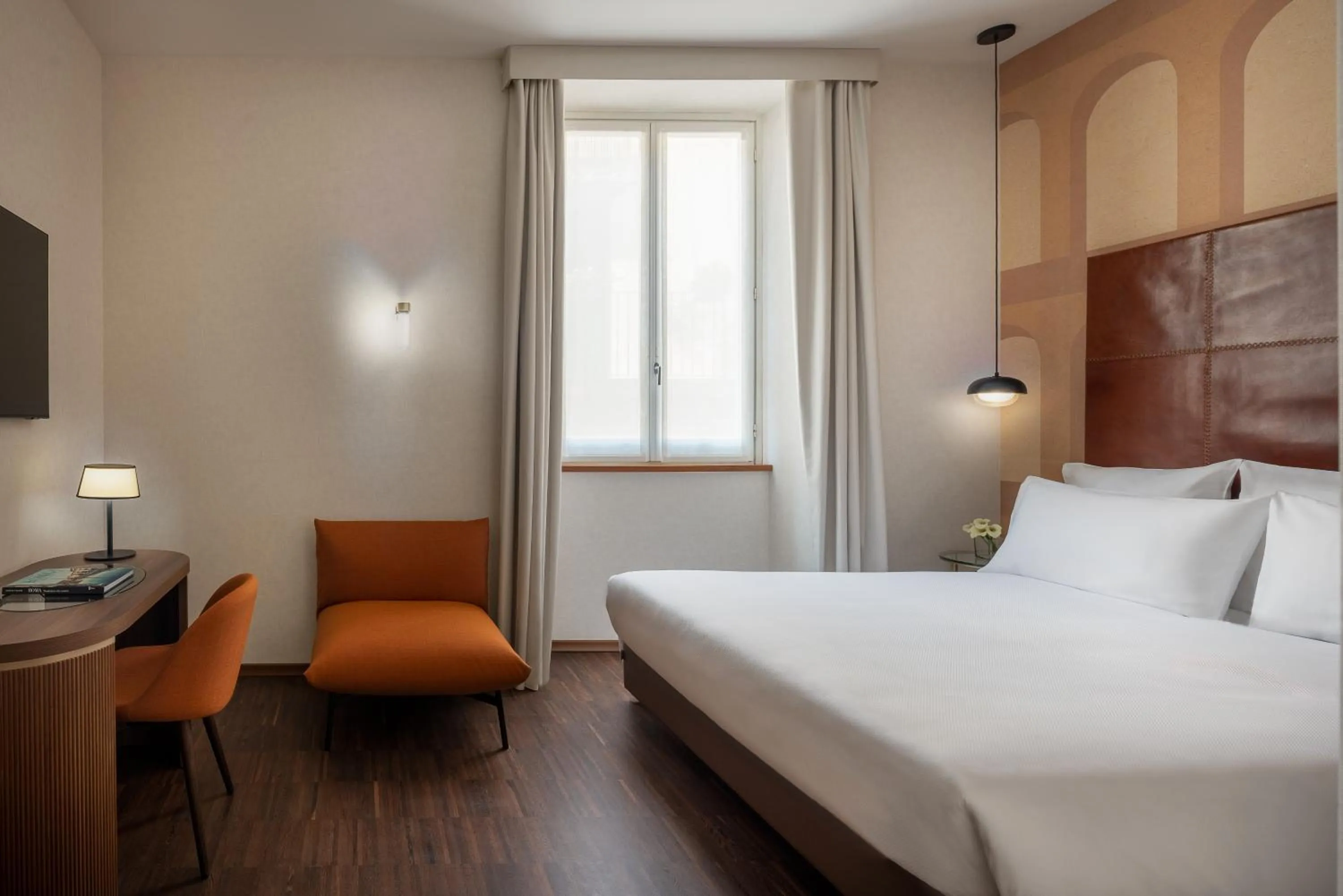 Photo of the whole room, Bed in Maison Roma Piazza di Spagna UNA Esperienze