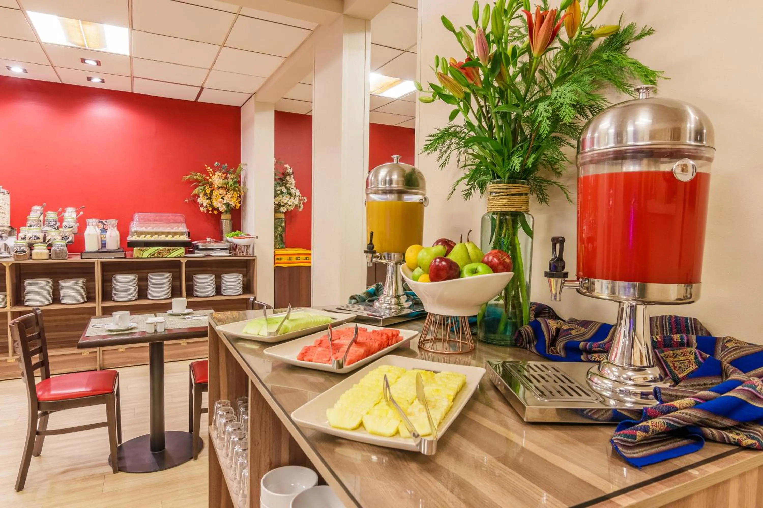 Food and drinks in Geotel Calama