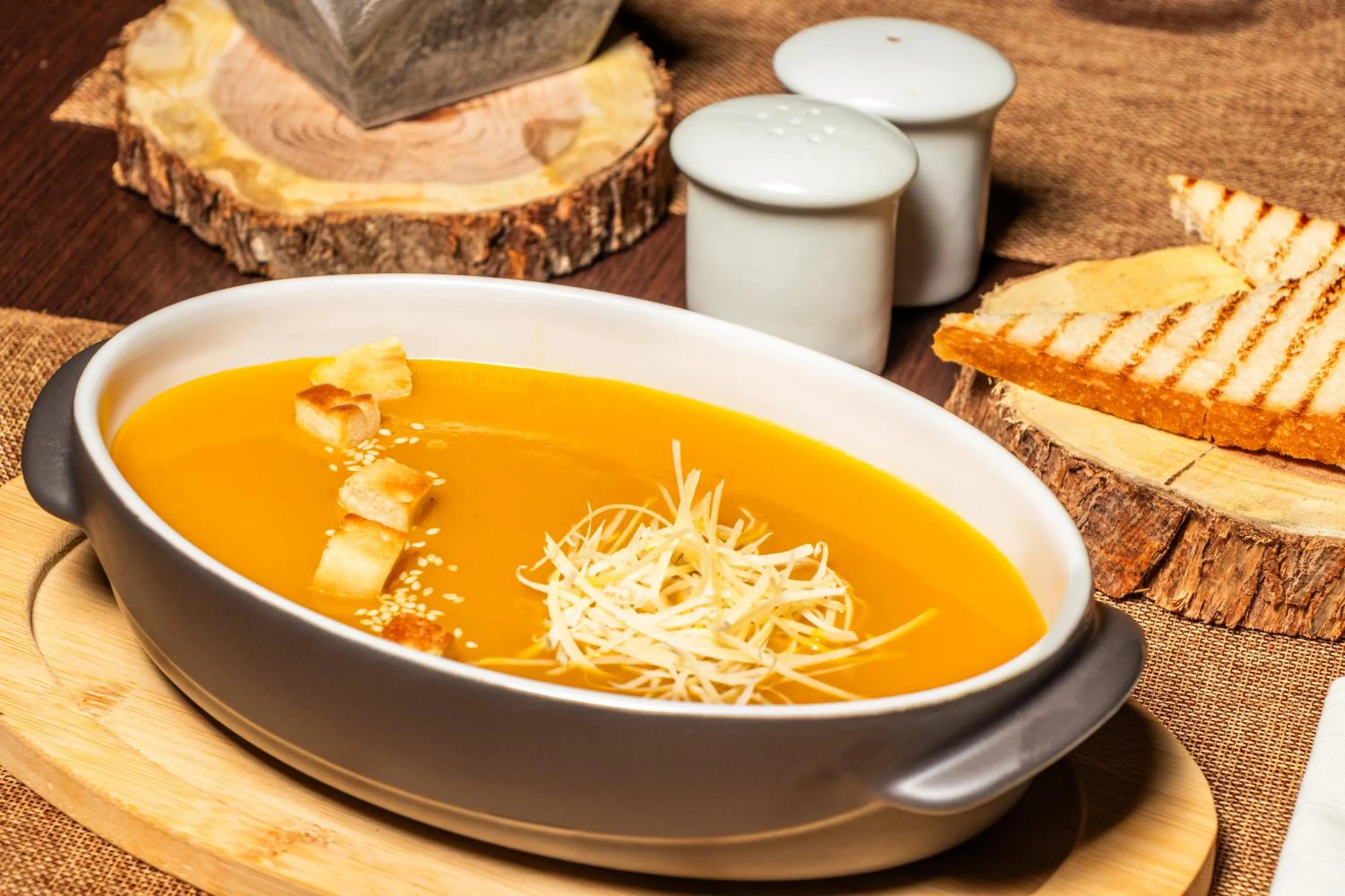 Food and drinks in Geotel Calama