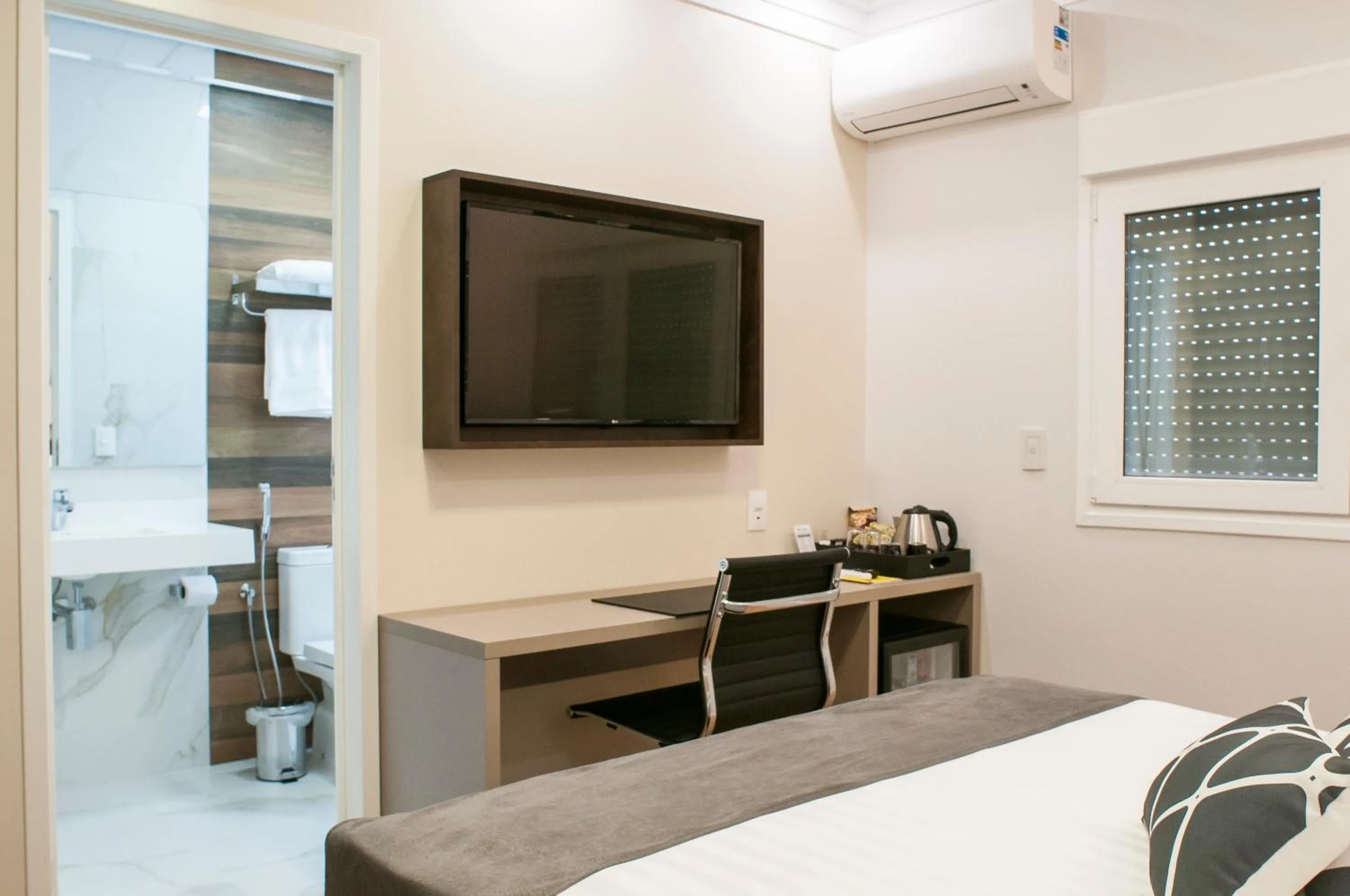 Bed in Hotel Kindermann