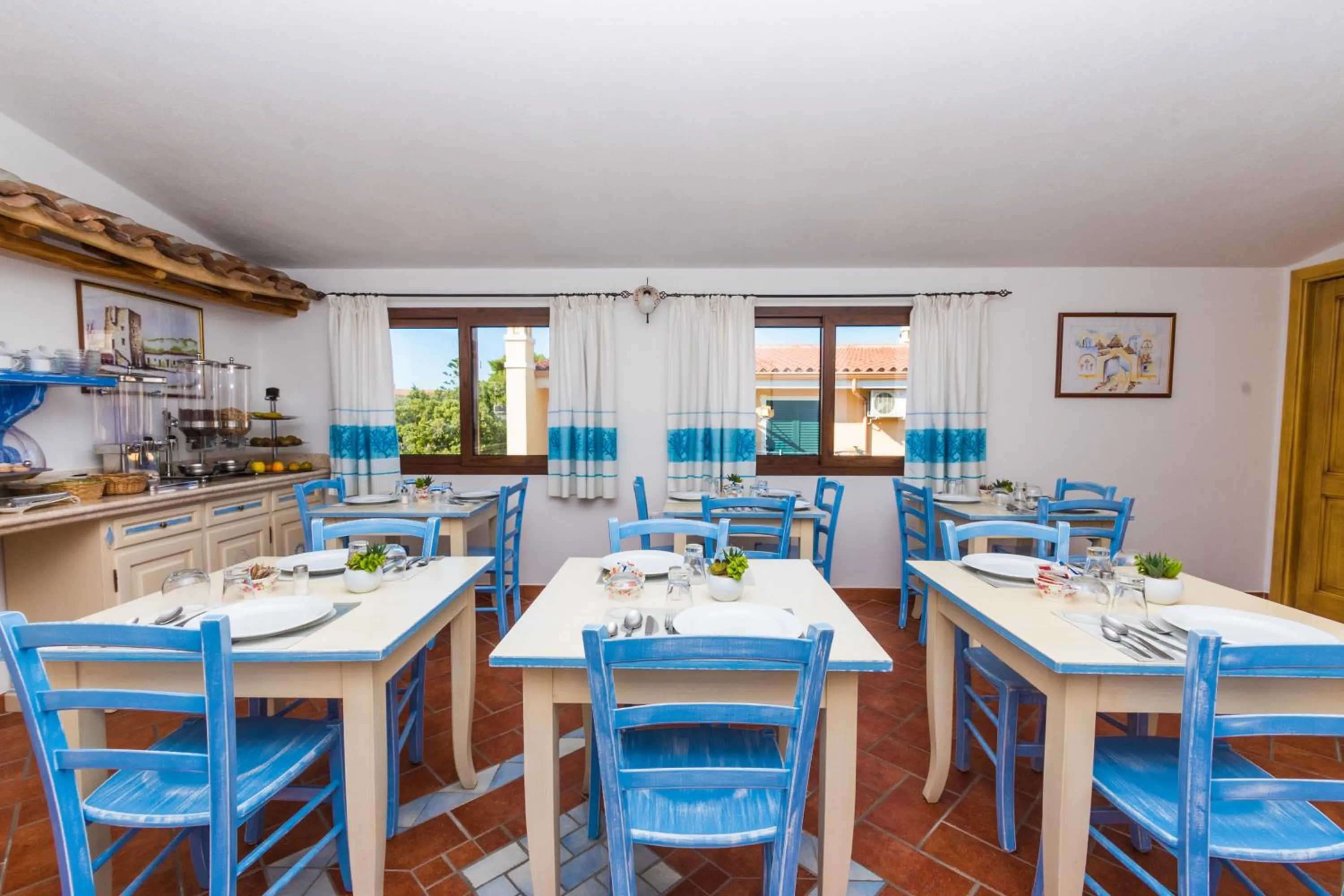 Restaurant/places to eat in Faunele