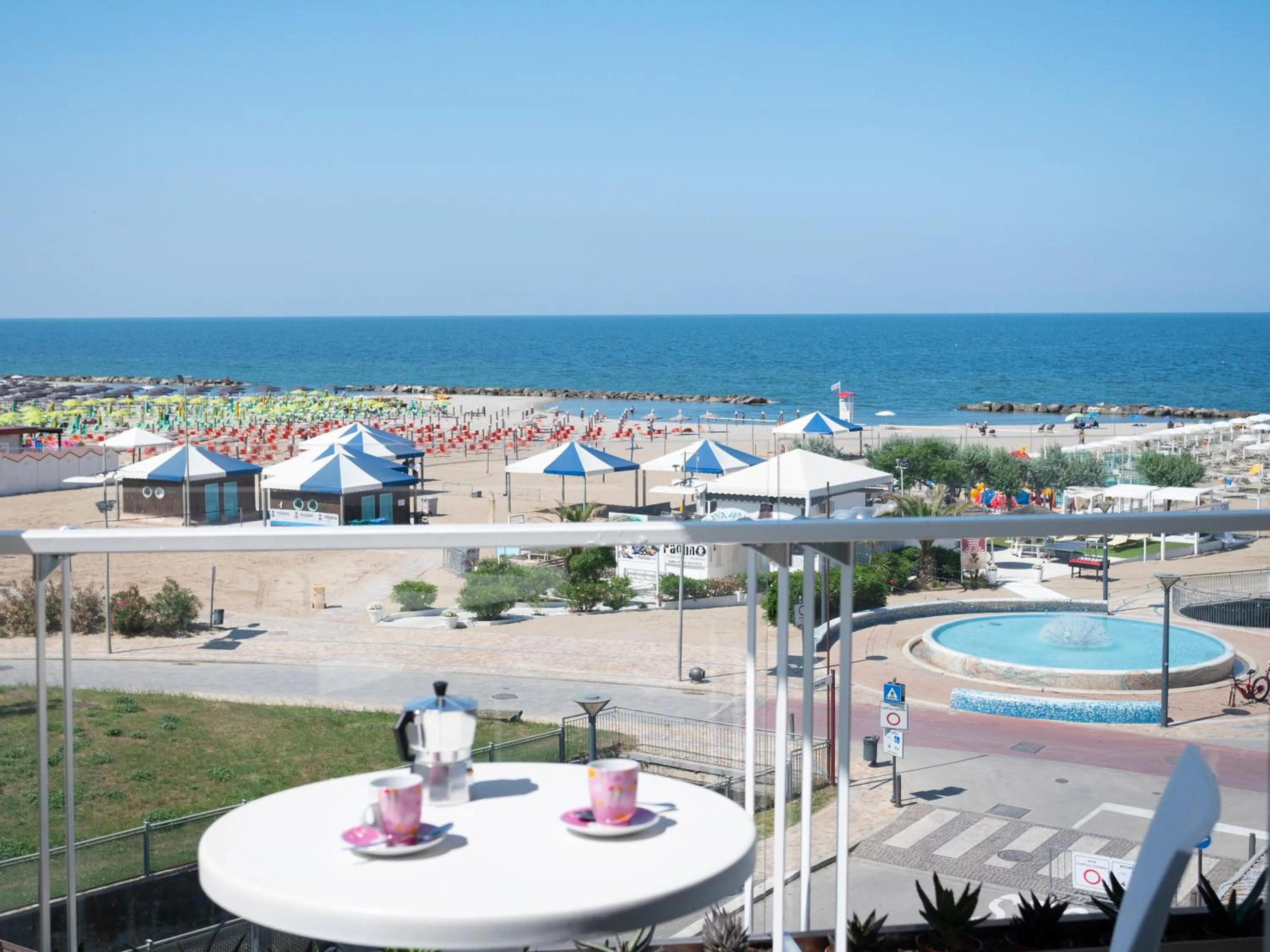 Sea view in SoleMare Hotel e Residence