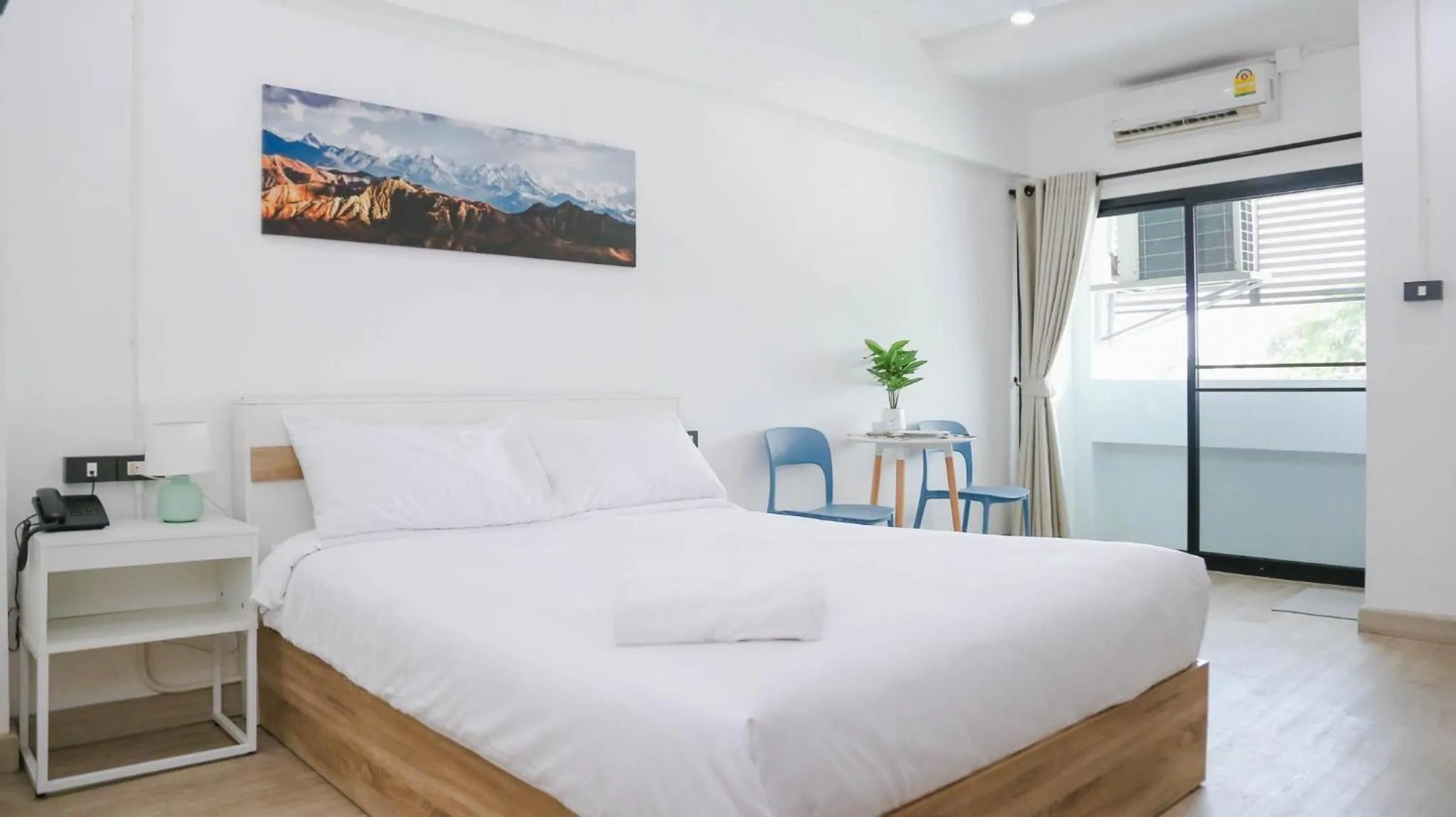 Bed in Chana Bangkok Hotel