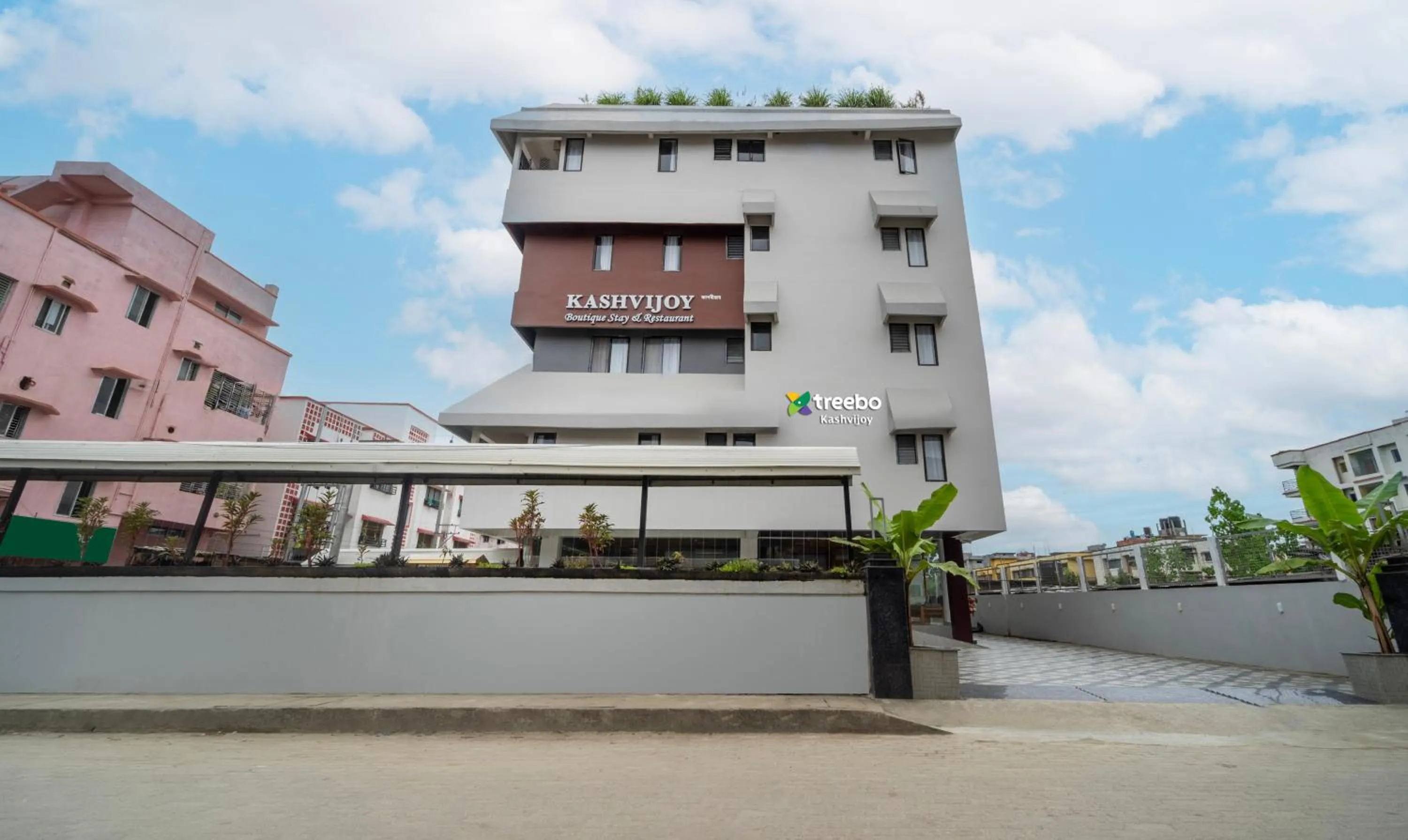 Property building in Treebo Kashvijoy, 7 Km From Kamakhya Temple