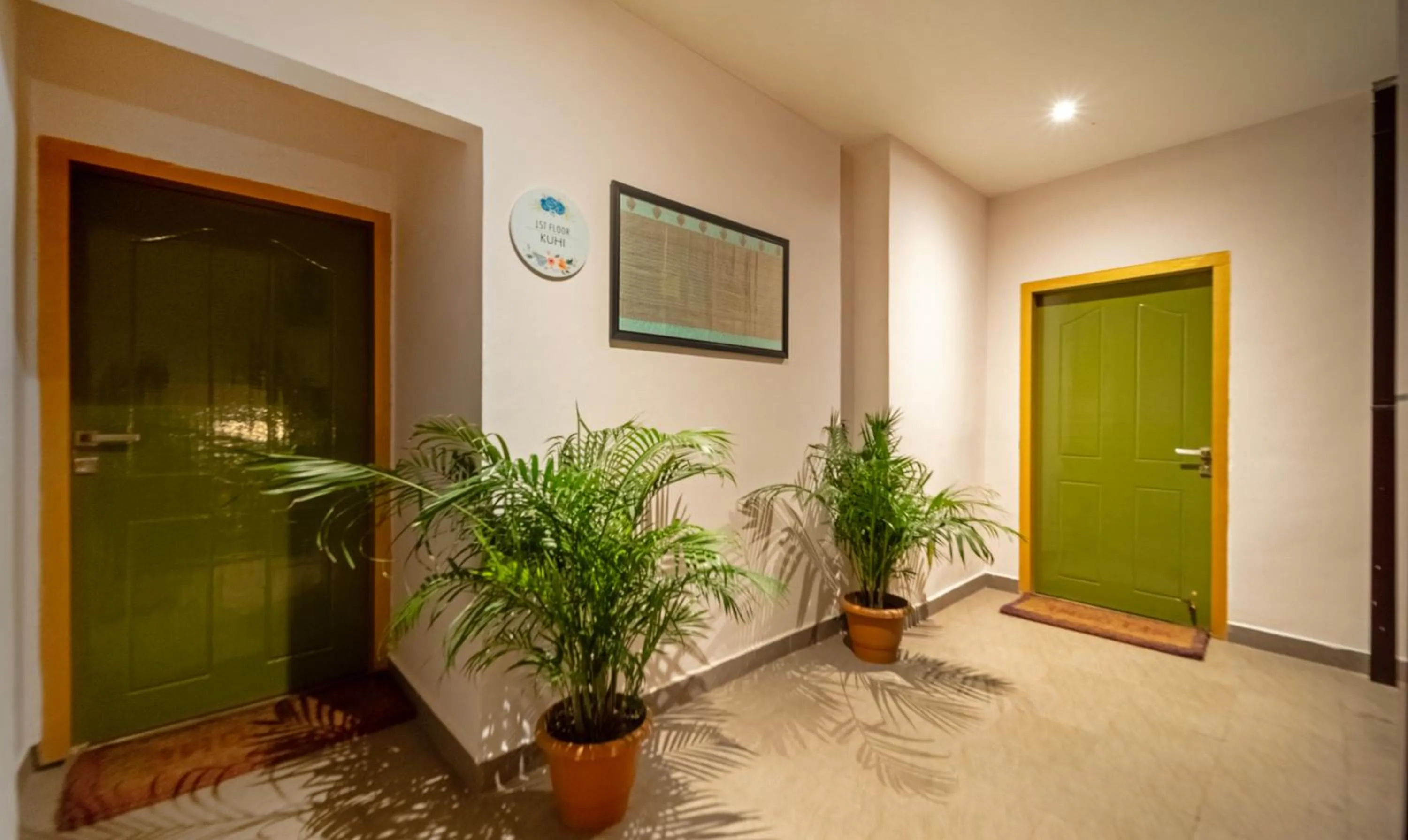 Lobby or reception in Treebo Kashvijoy, 7 Km From Kamakhya Temple