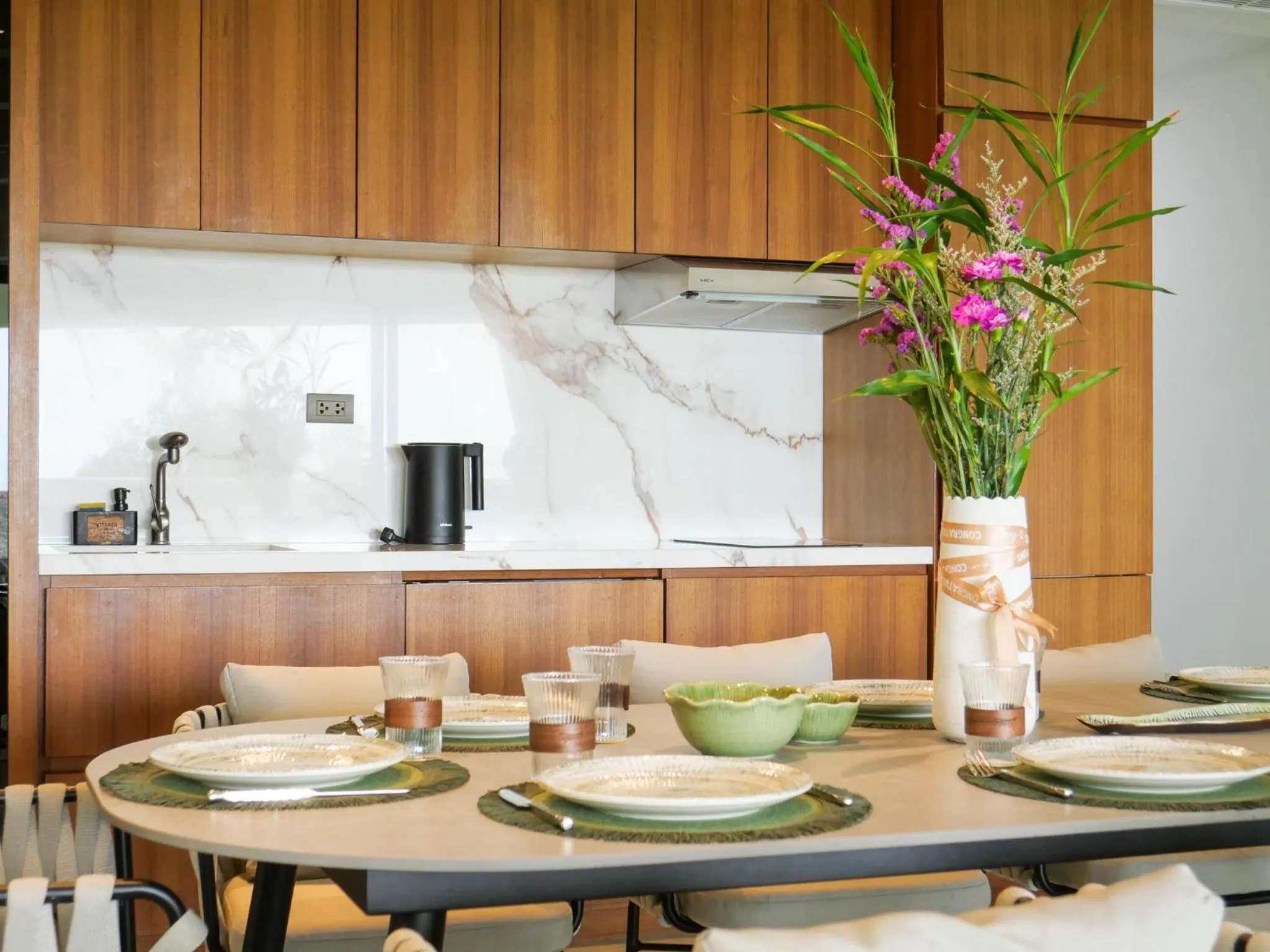 Dining area in Beachside Residence