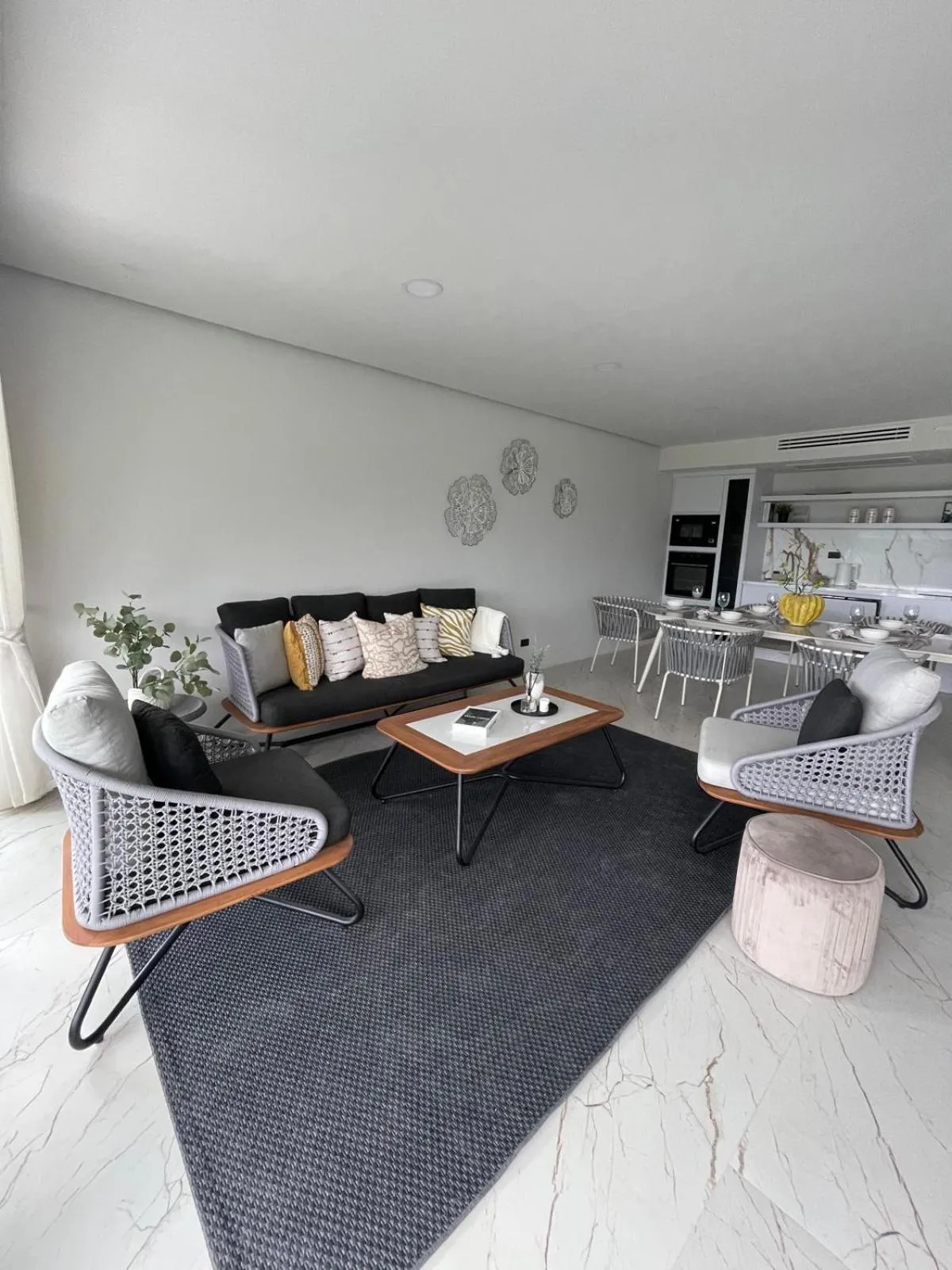 Living room in Beachside Residence