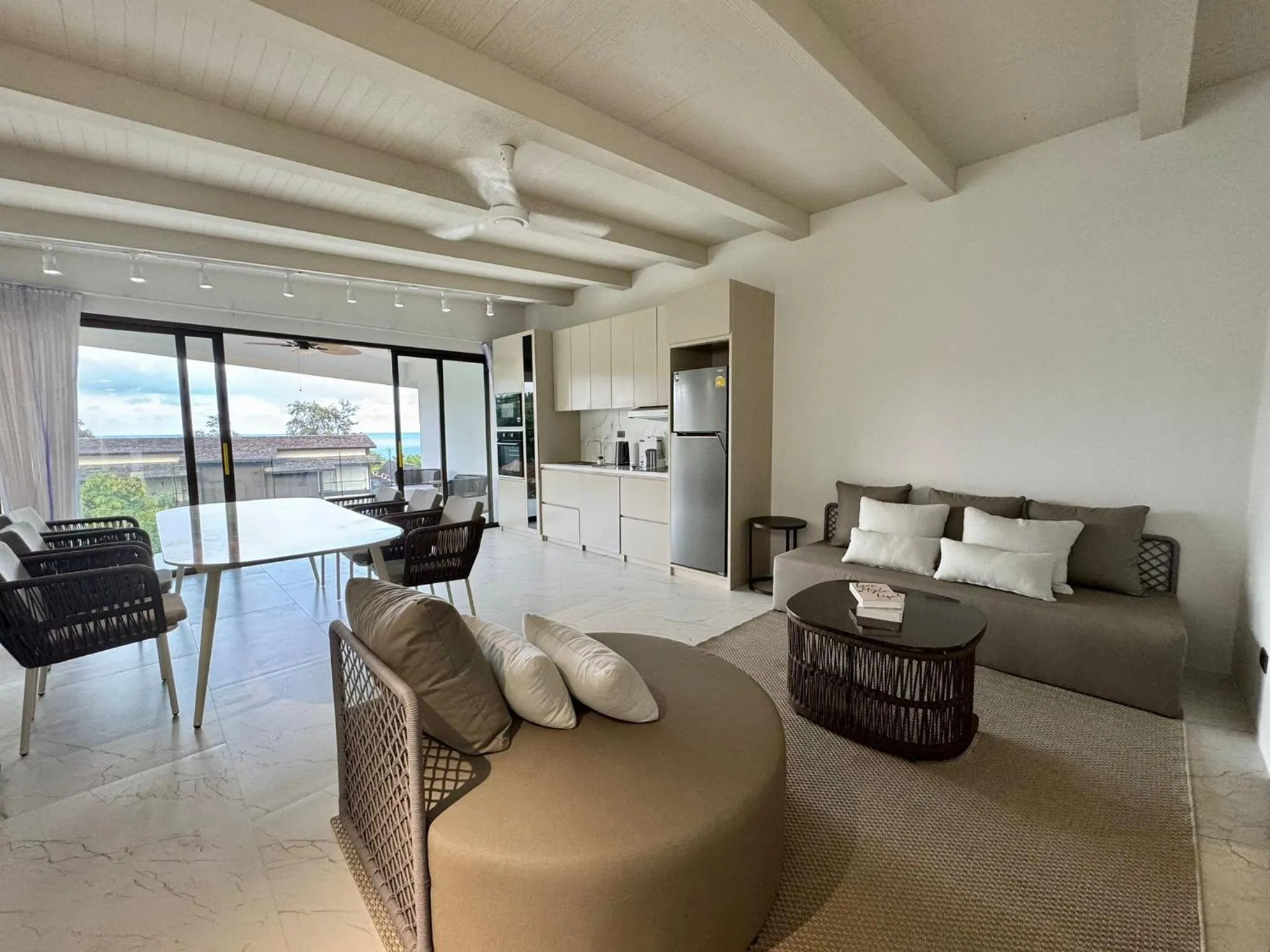 Living room in Beachside Residence