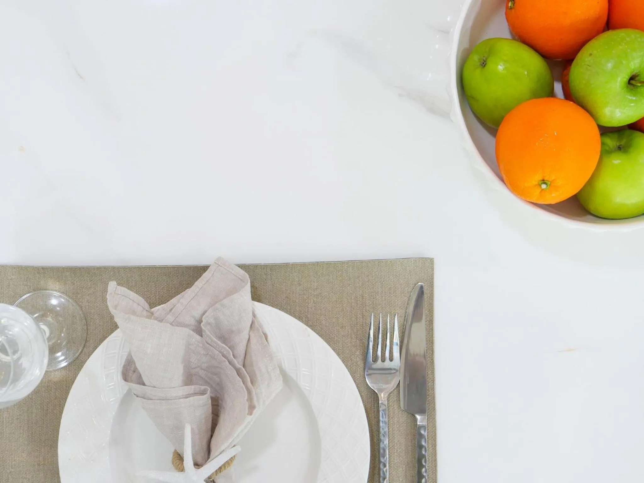 Food and drinks in Beachside Residence