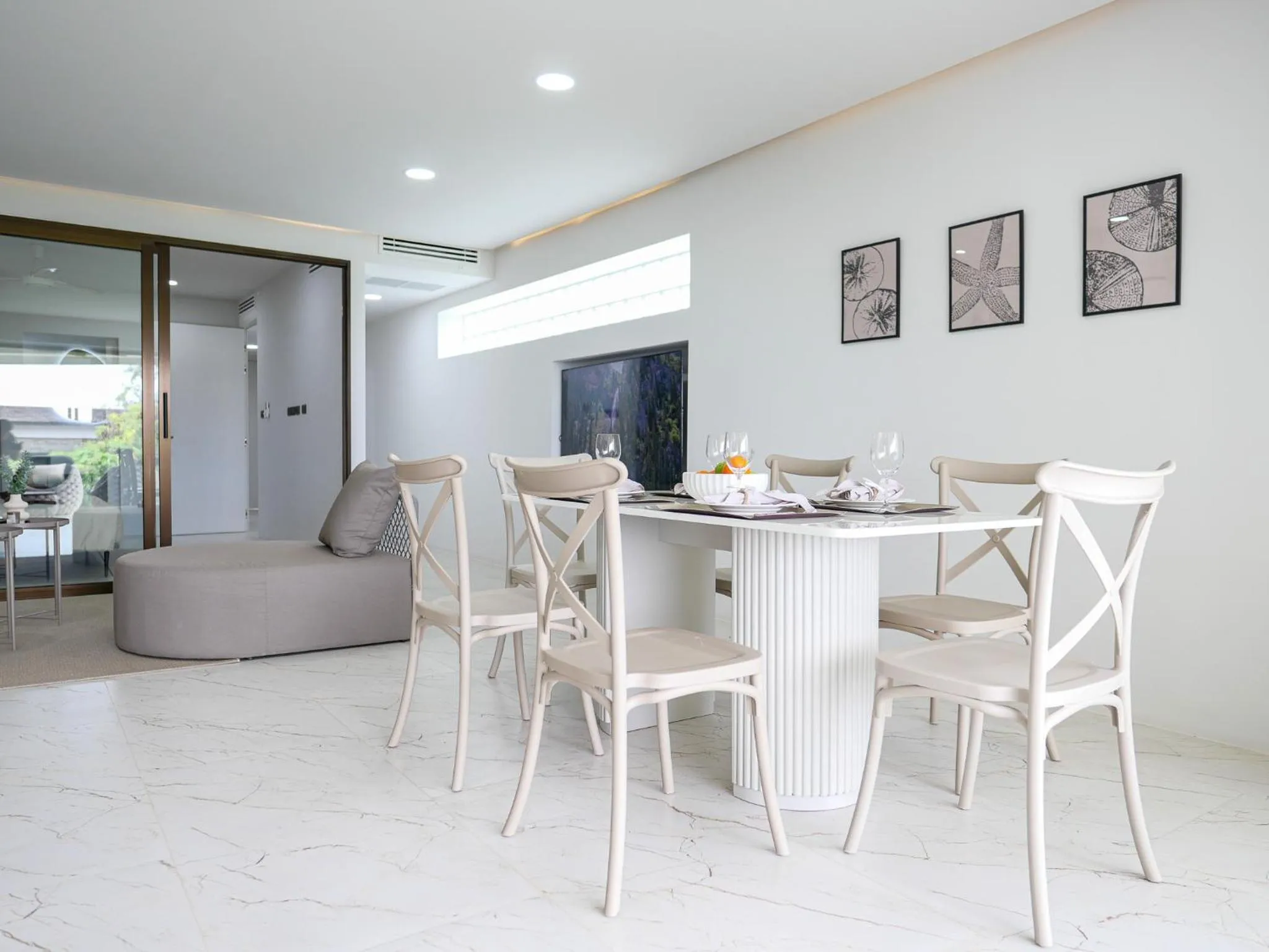 TV and multimedia in Beachside Residence