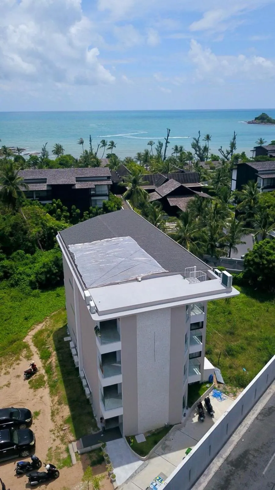 Property building in Beachside Residence