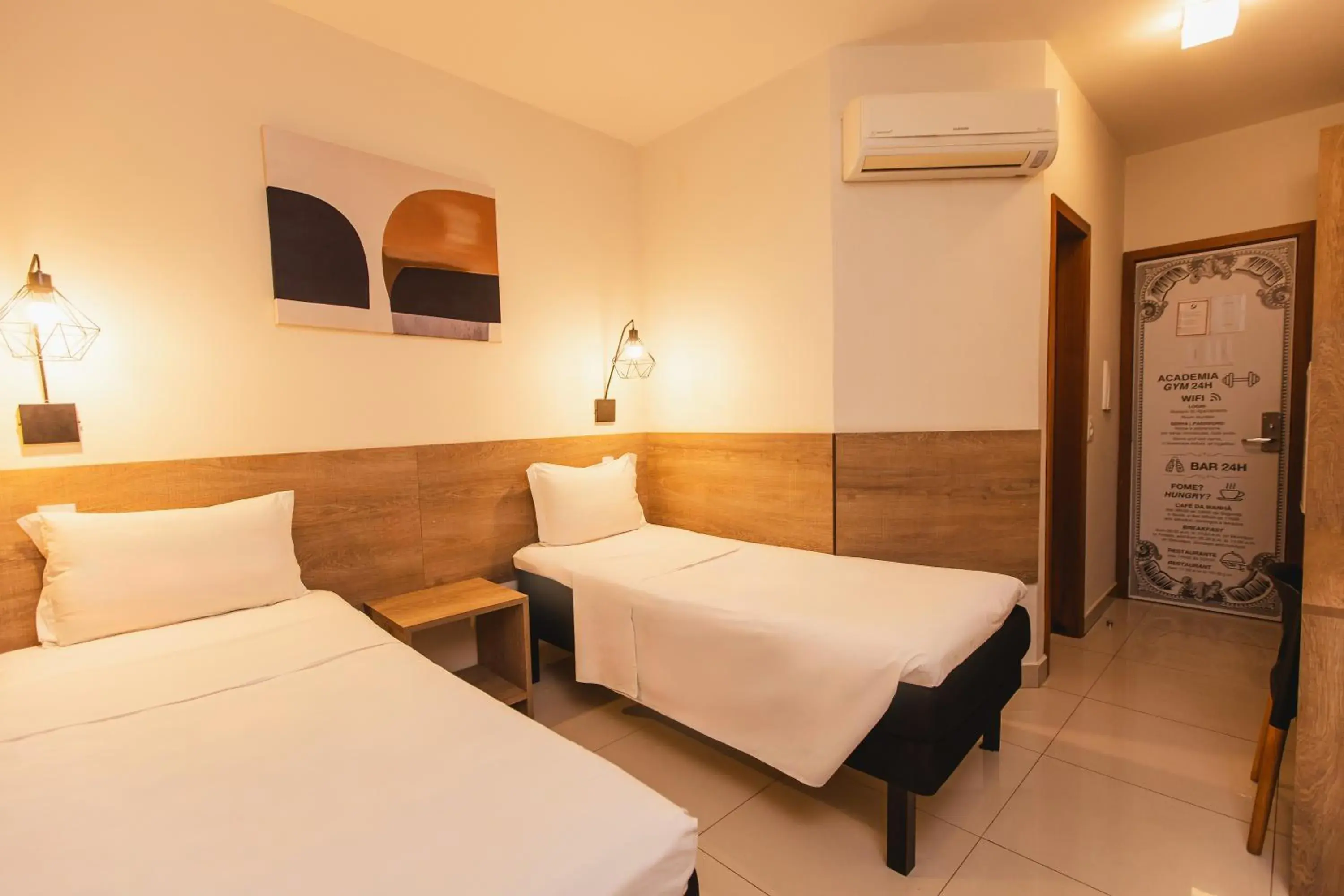 Standard Apartment with Twin Beds in Hotel Euro Suite São Jose do Rio Preto by Nacional Inn Standard Apartment with Twin Beds in Hotel Euro Suite São Jose do Rio Preto by Nacional Inn