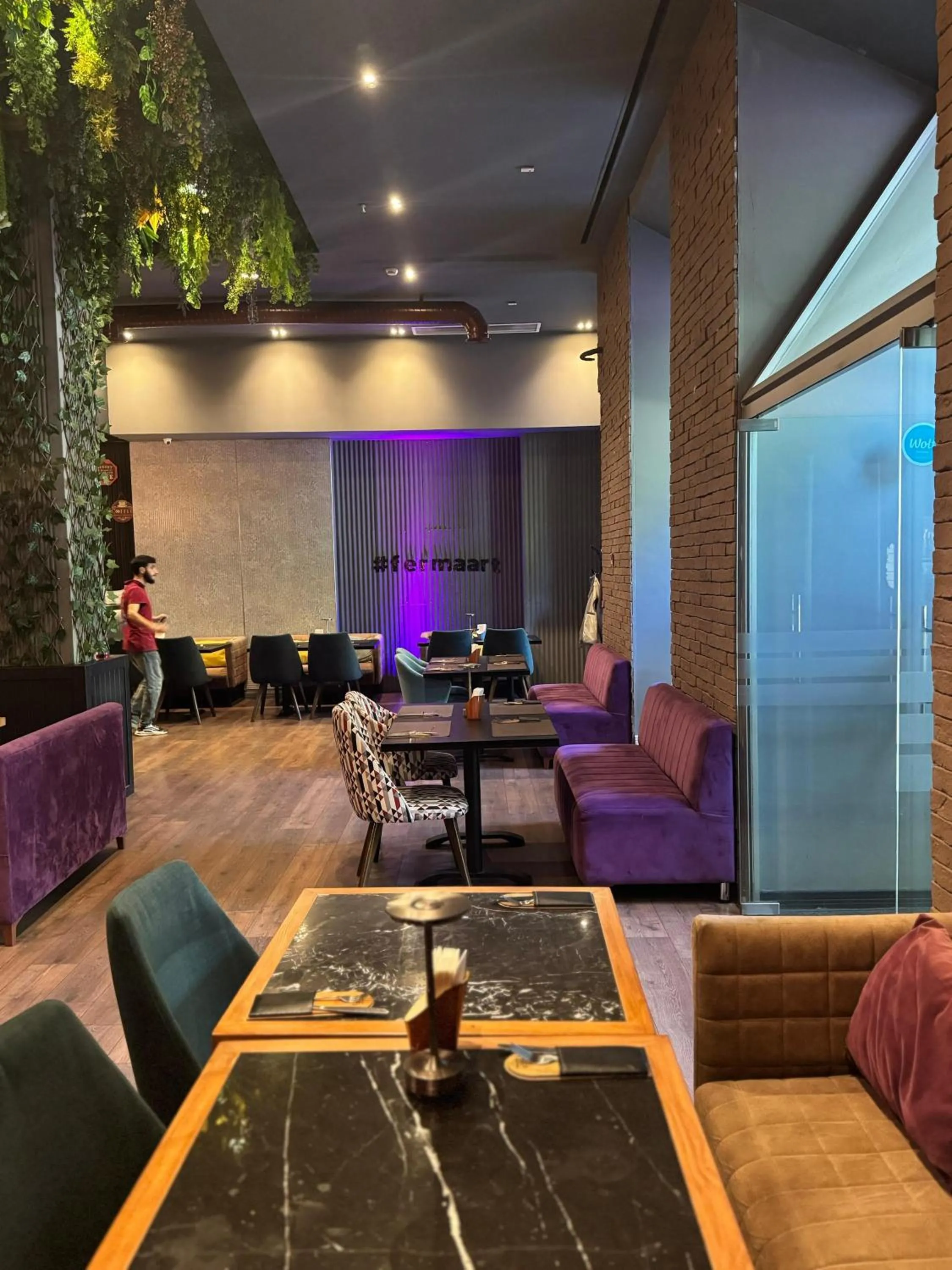 Restaurant/places to eat in Ferma Art hotel boutique