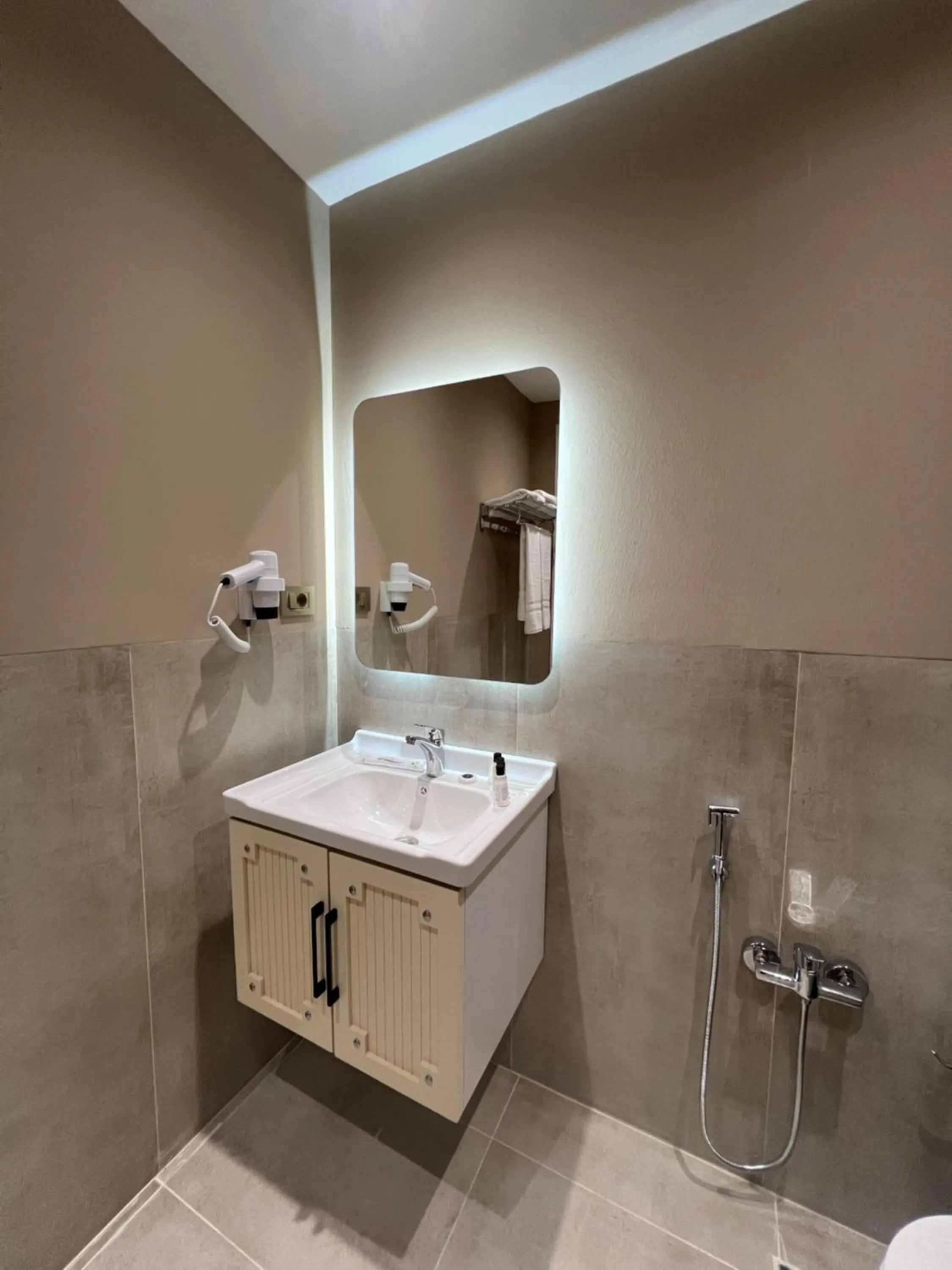 Shower in Ferma Art hotel boutique