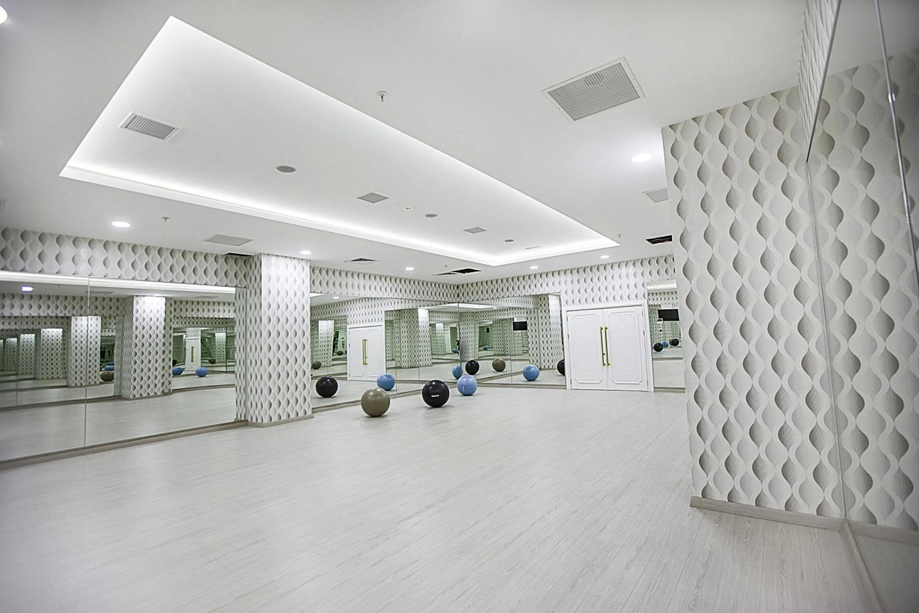 Decorative detail in Mitannia Regency Hotel