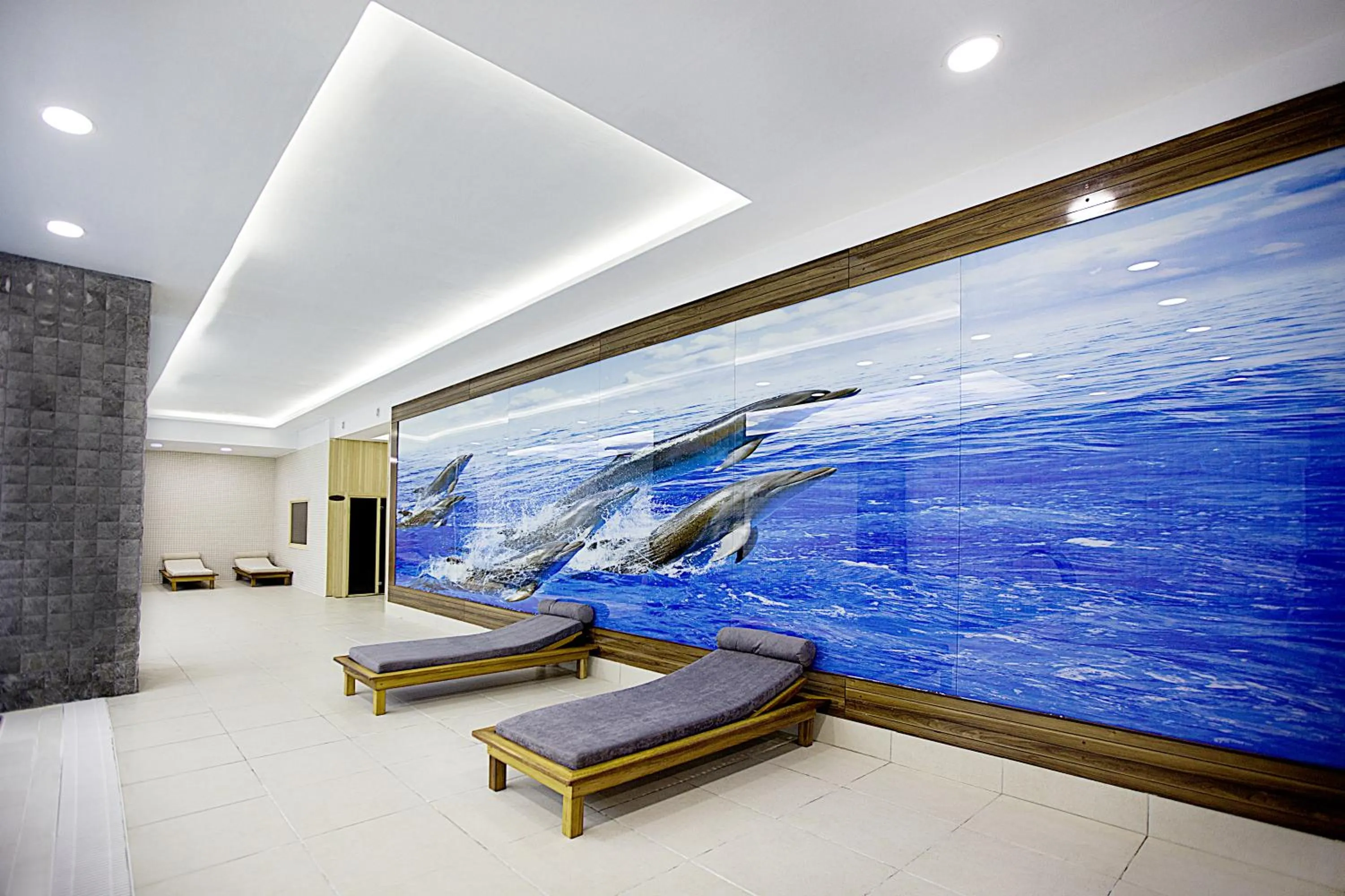 Swimming pool in Mitannia Regency Hotel