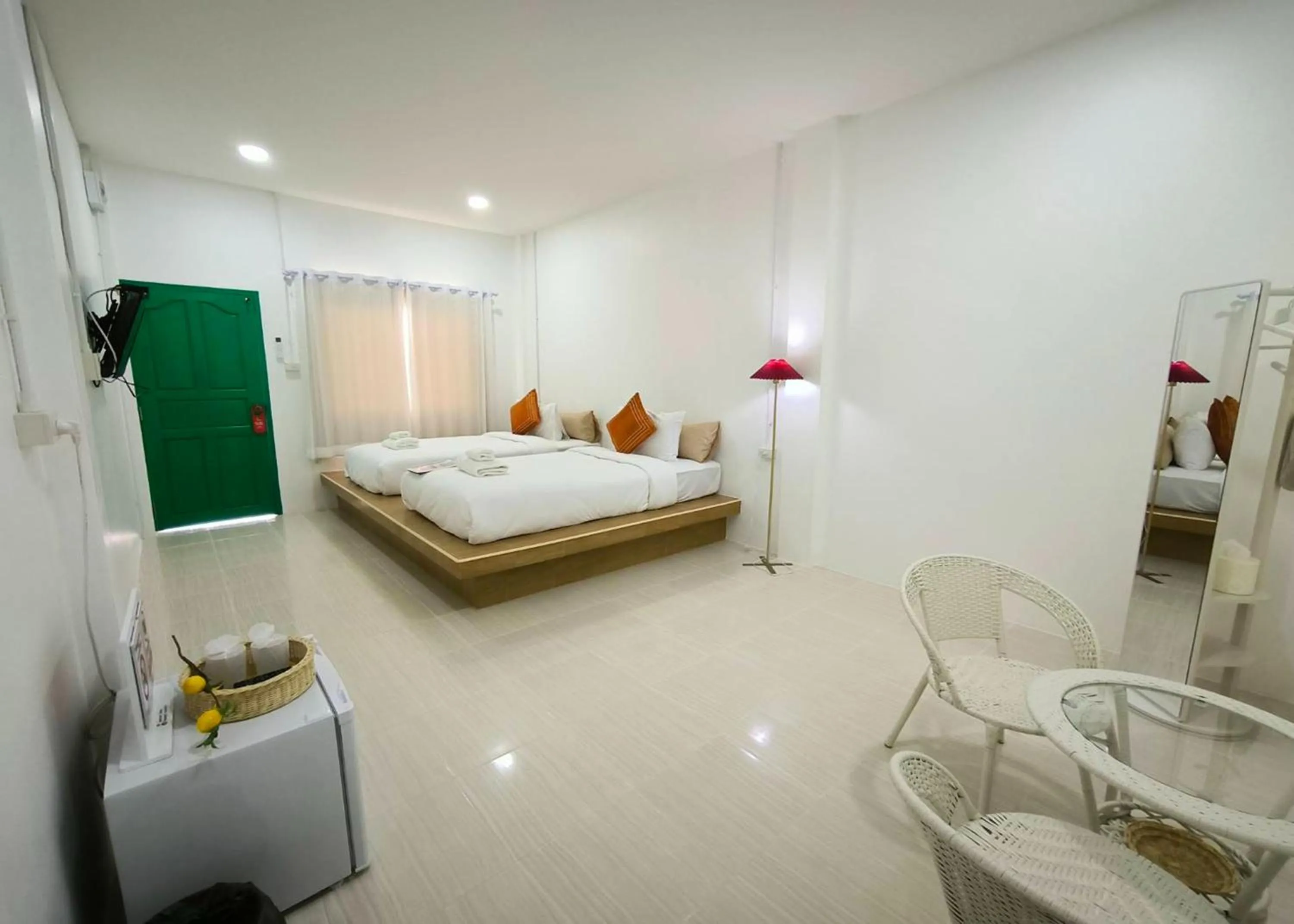 Photo of the whole room, Bed in Ban Ye