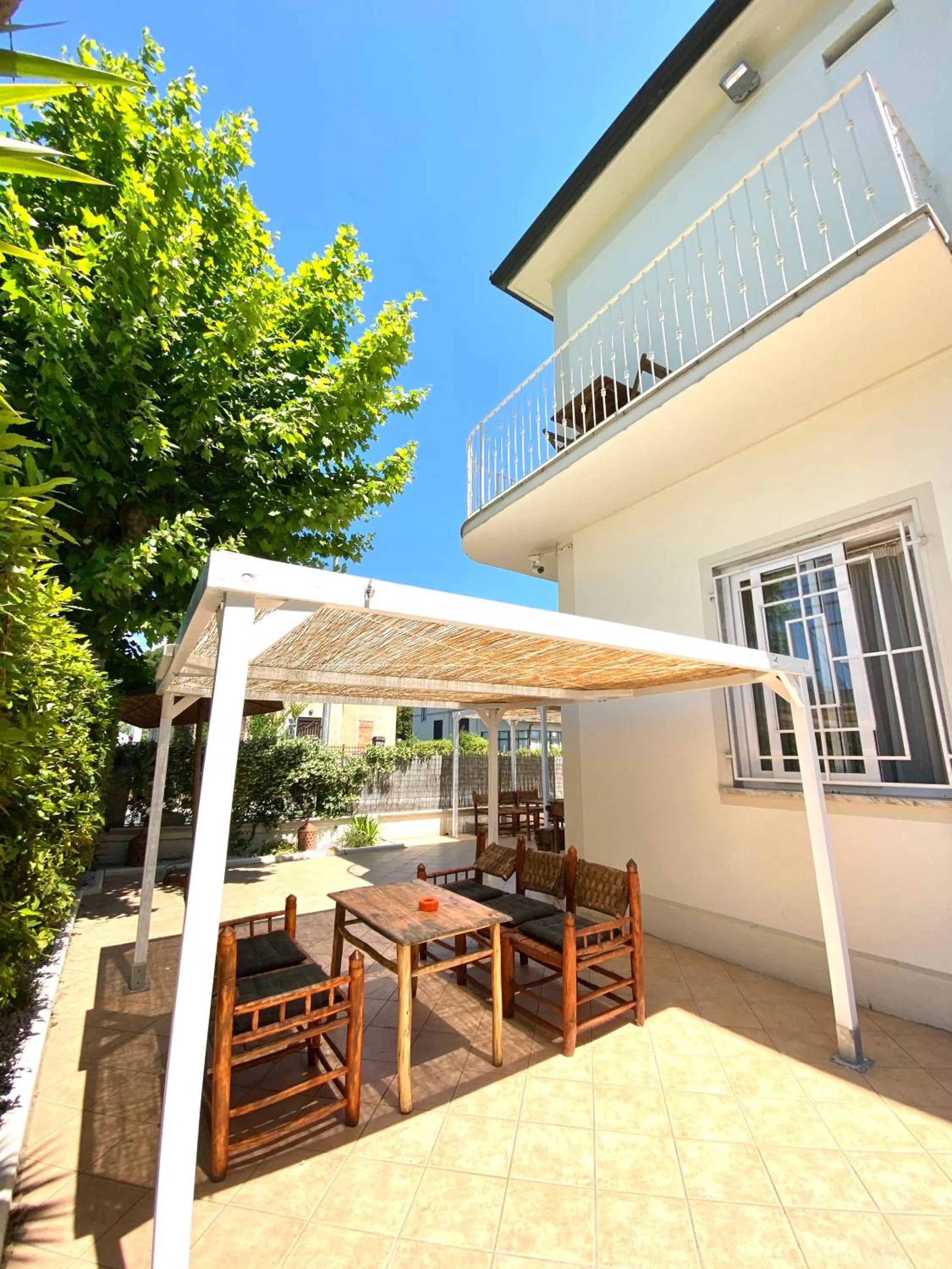 Property building in Hotel La Perla