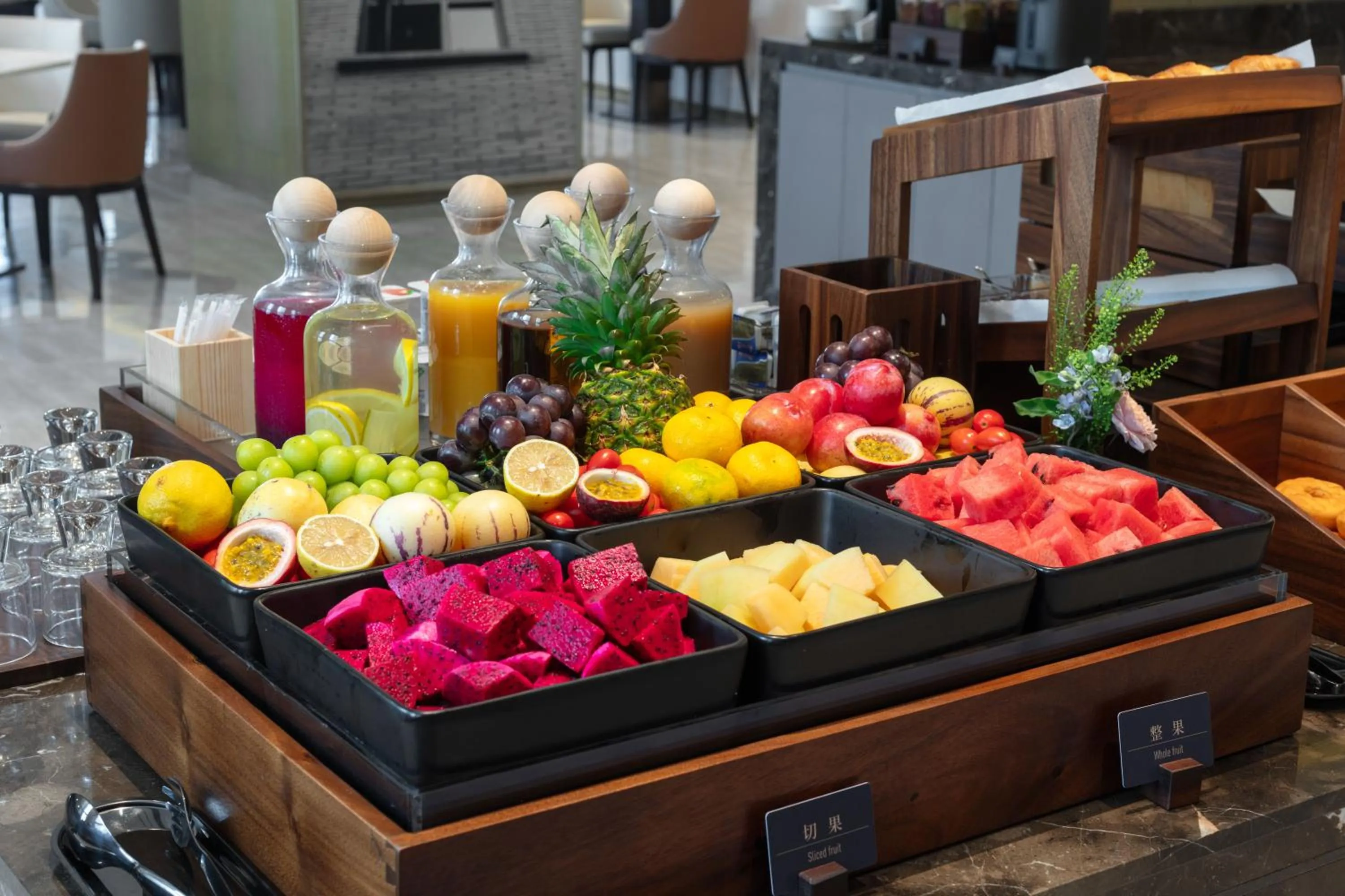 Restaurant/places to eat in Atour Hotel Hangzhou Binjiang Binwen Road