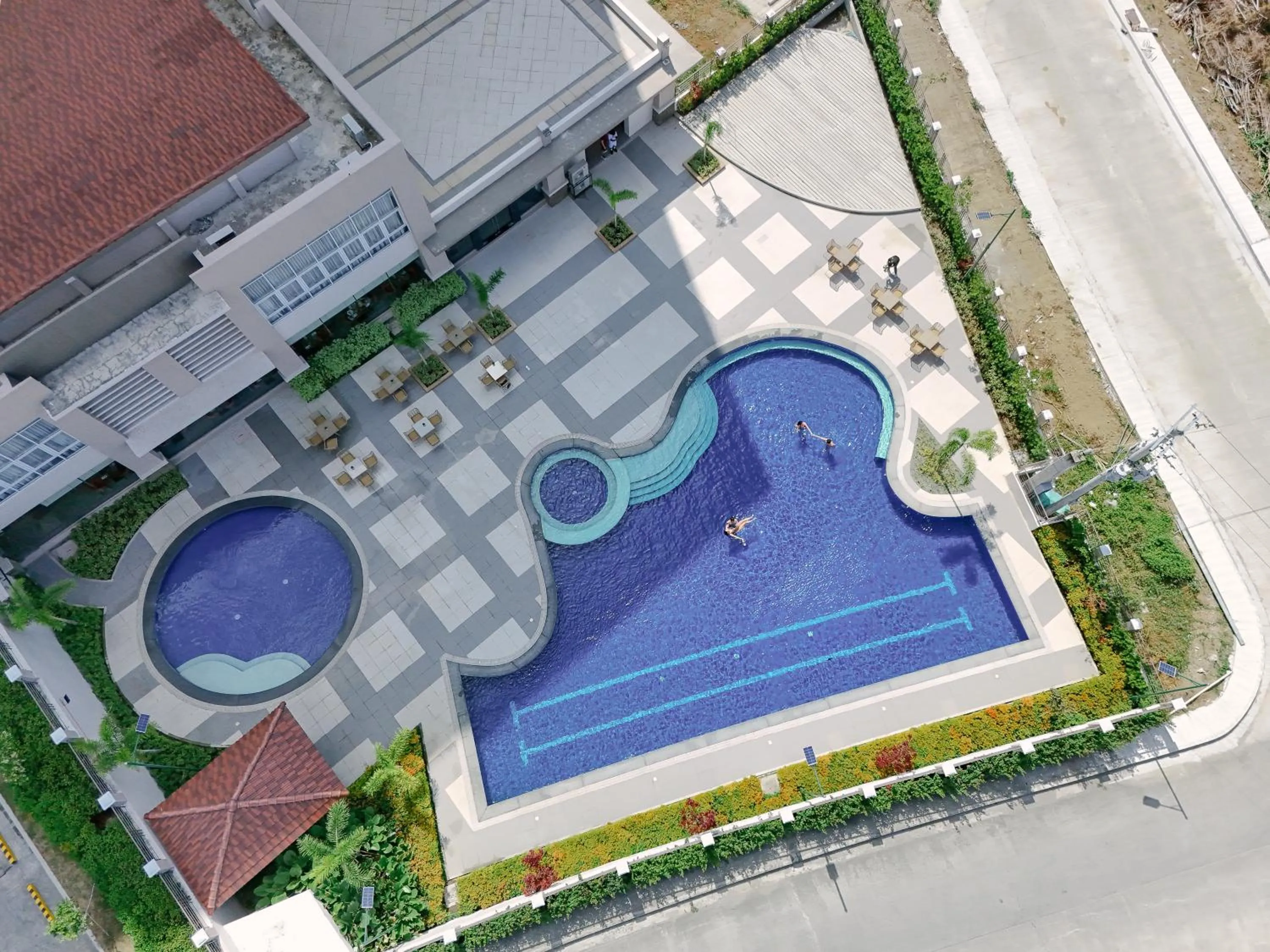 Swimming pool in Sotogrande Hotel and Convention Center Batangas