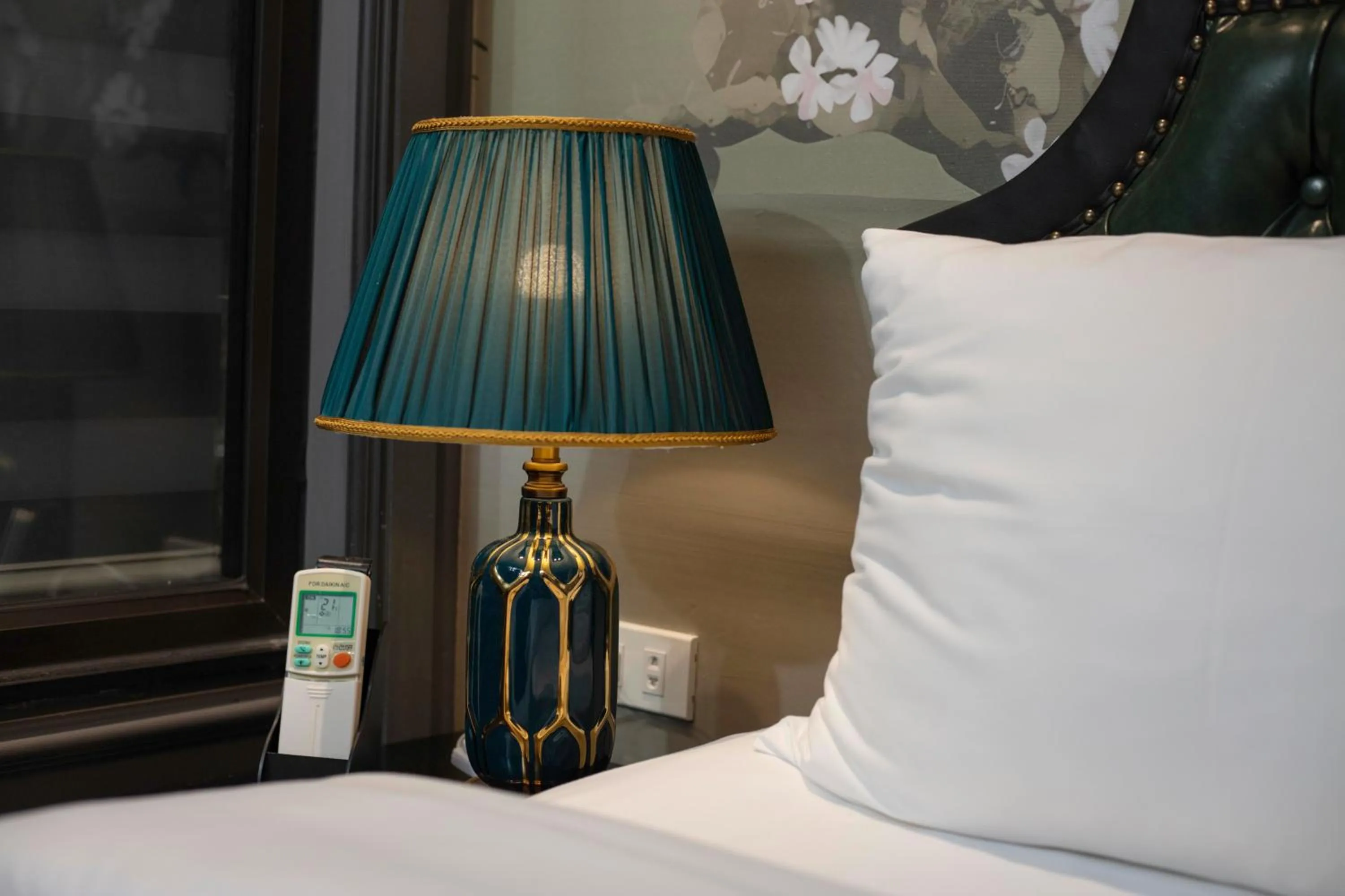 Bedroom, Bed in Madelise Stardust Hotel & Travel