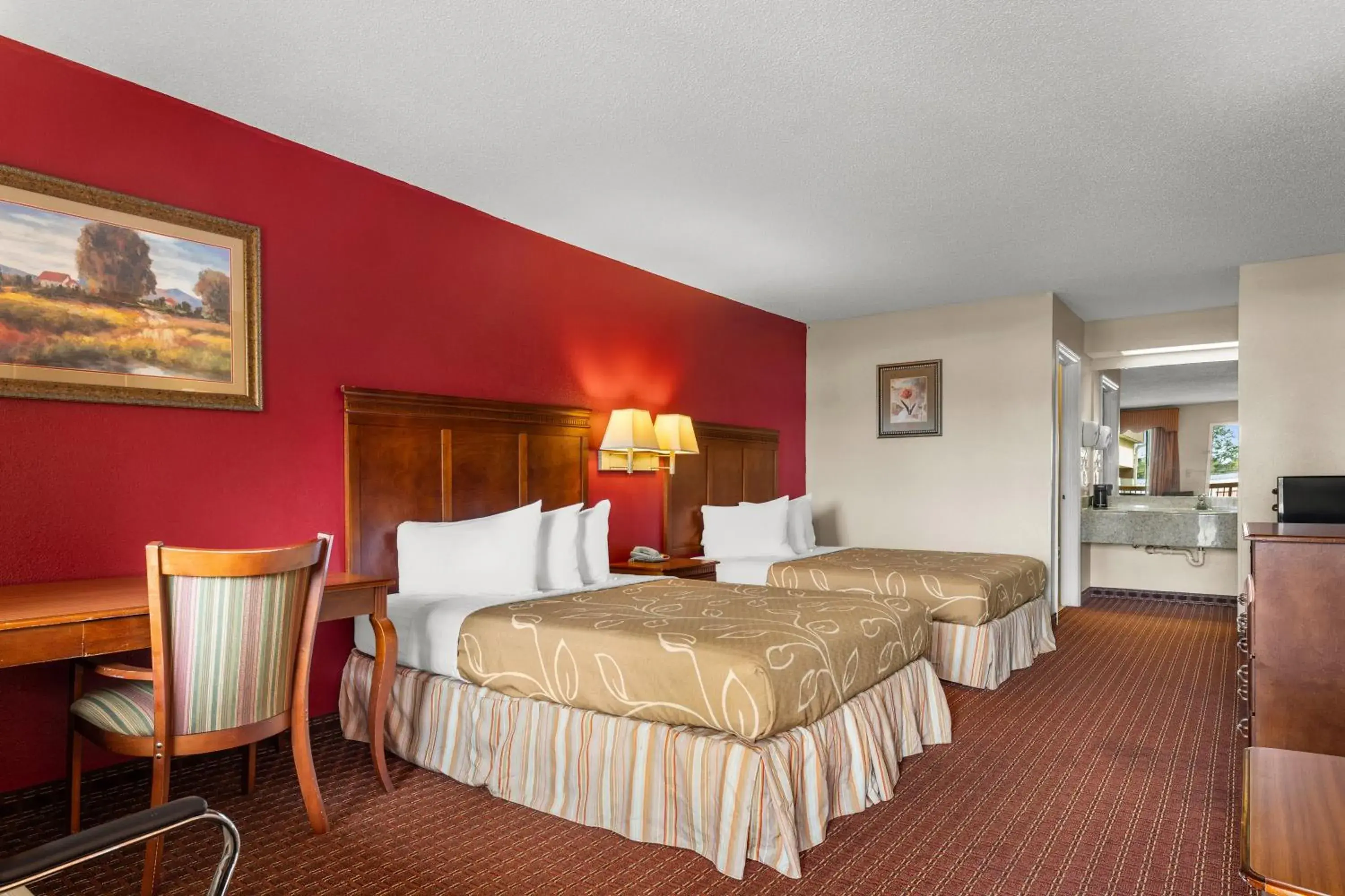 2 Queen Beds Smoking in Americas Best Value Inn-Montezuma 2 Queen Beds Smoking in Americas Best Value Inn-Montezuma