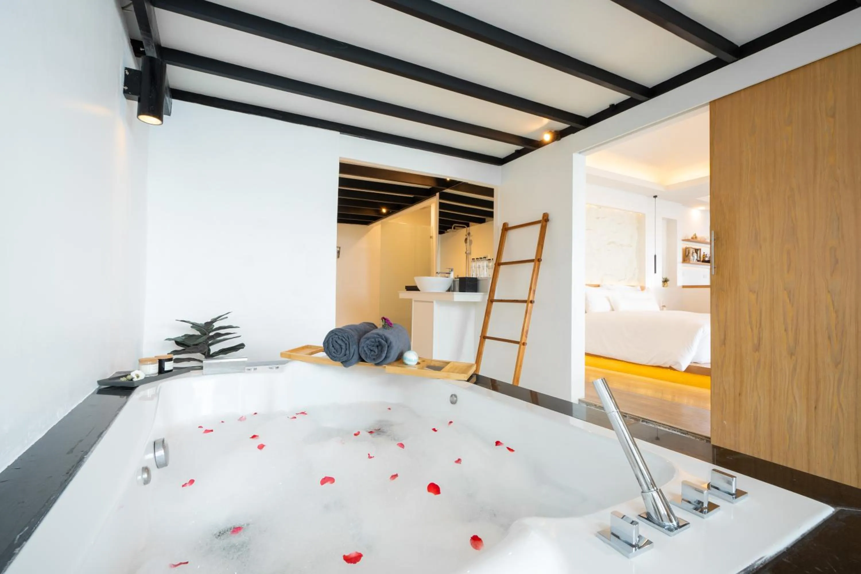 Bathroom, Bed in ANONA SUNSET Boutique