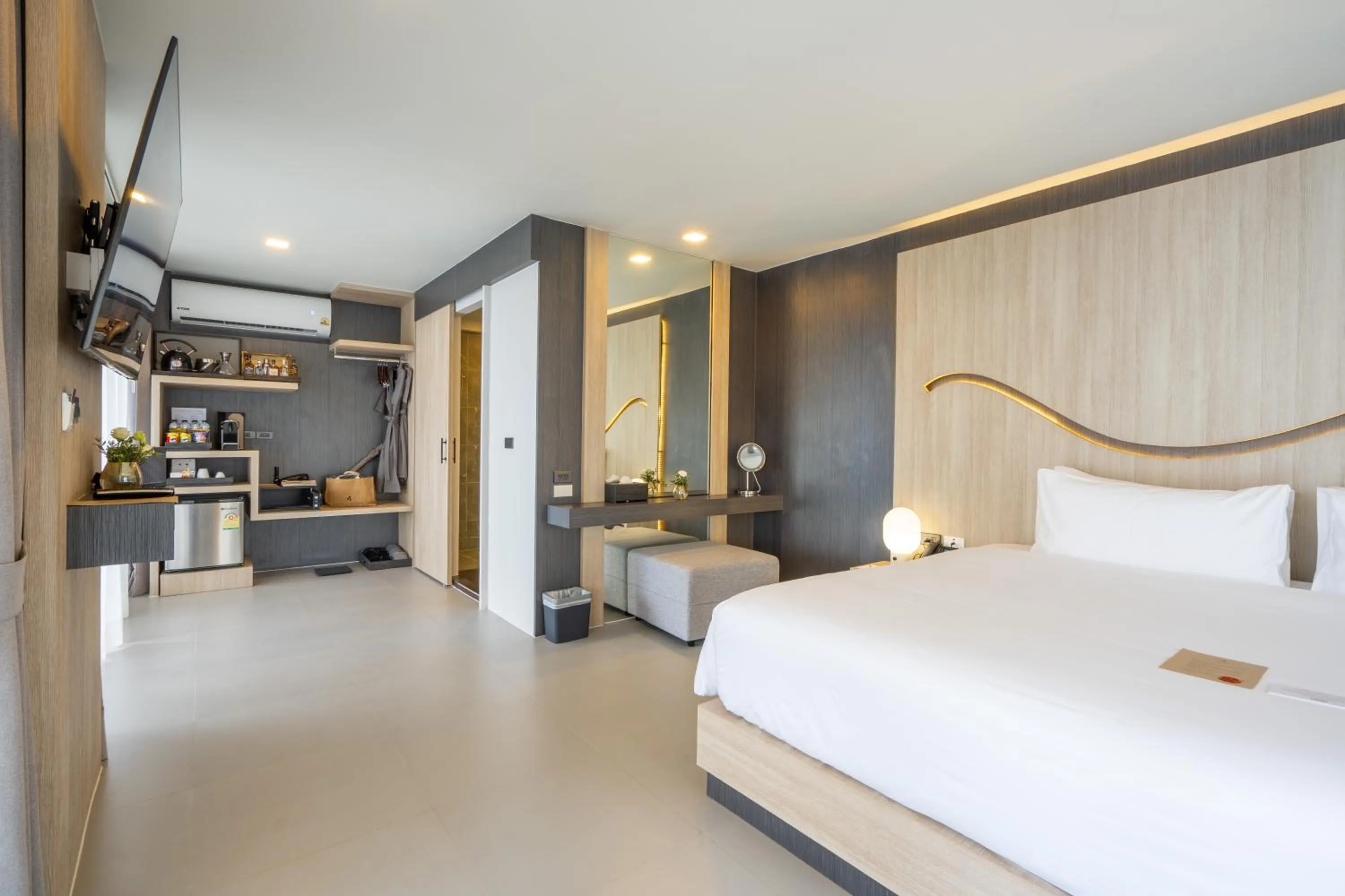 Bed in ANONA SUNSET Boutique