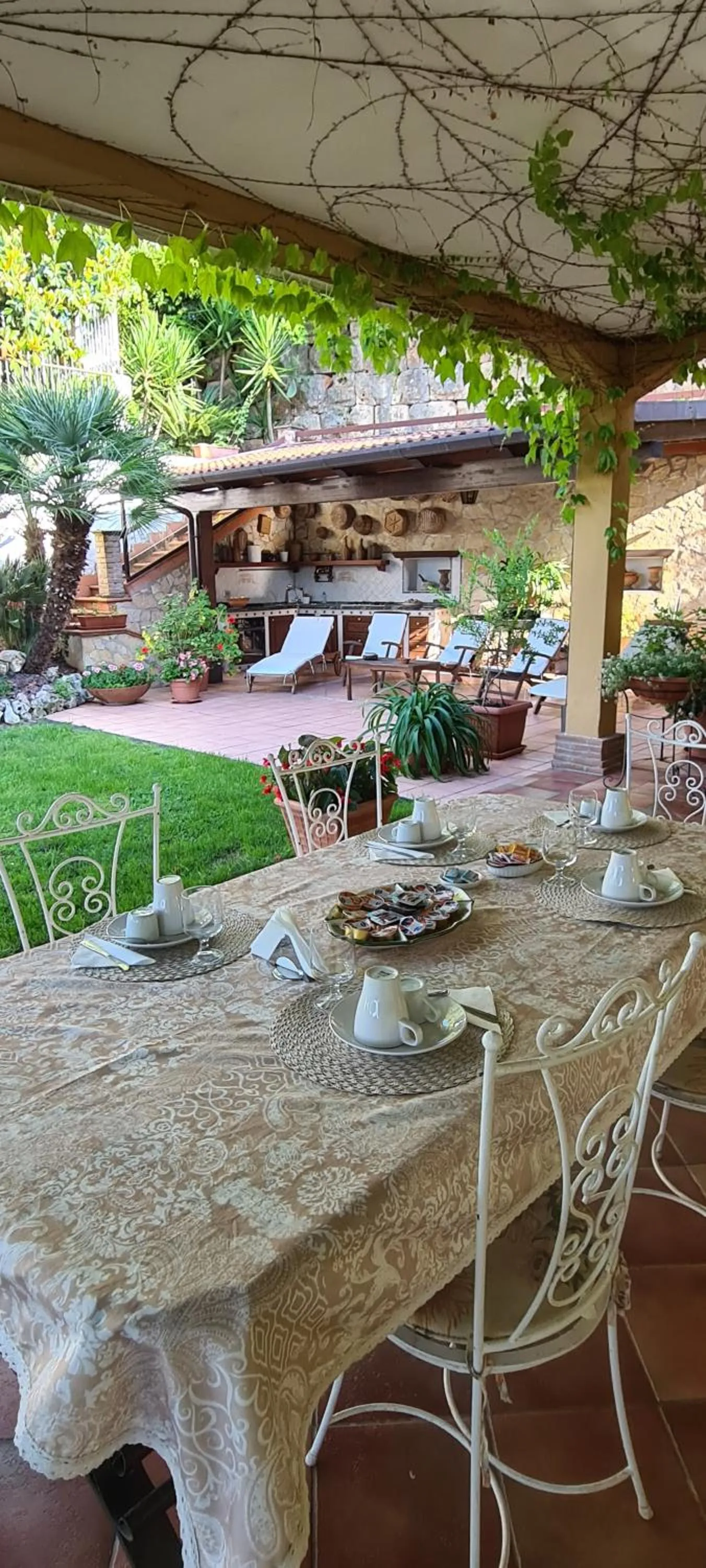 Garden in Villa Olga B&B